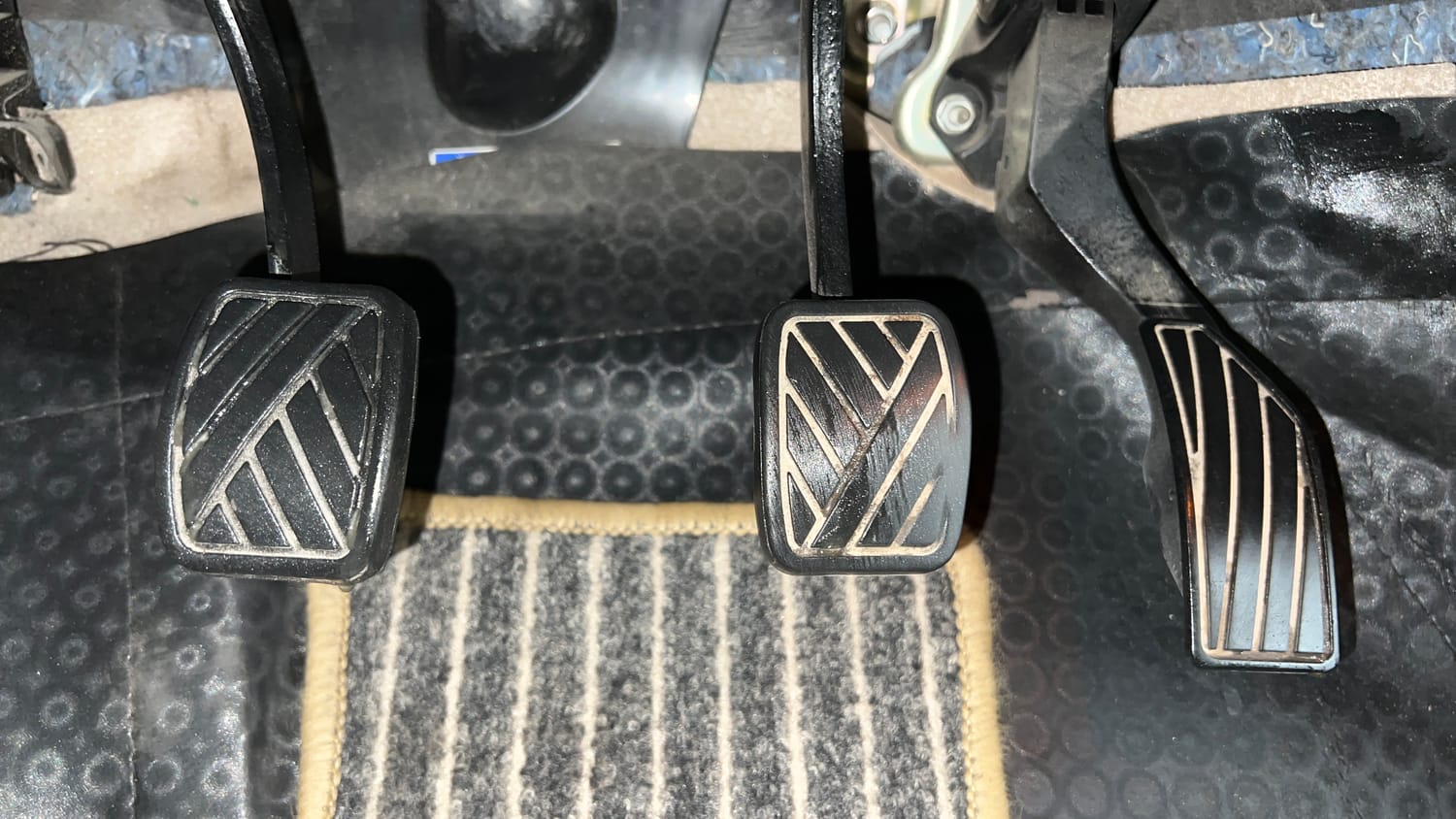 Used 2023 Maruti Suzuki Ciaz Alpha 1.5 Petrol Manual interior PEDALS VIEW