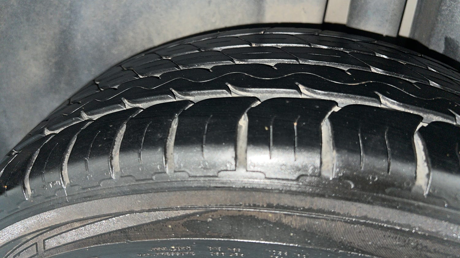 Used 2023 Maruti Suzuki Ciaz Alpha 1.5 Petrol Manual tyres LEFT REAR TYRE TREAD VIEW