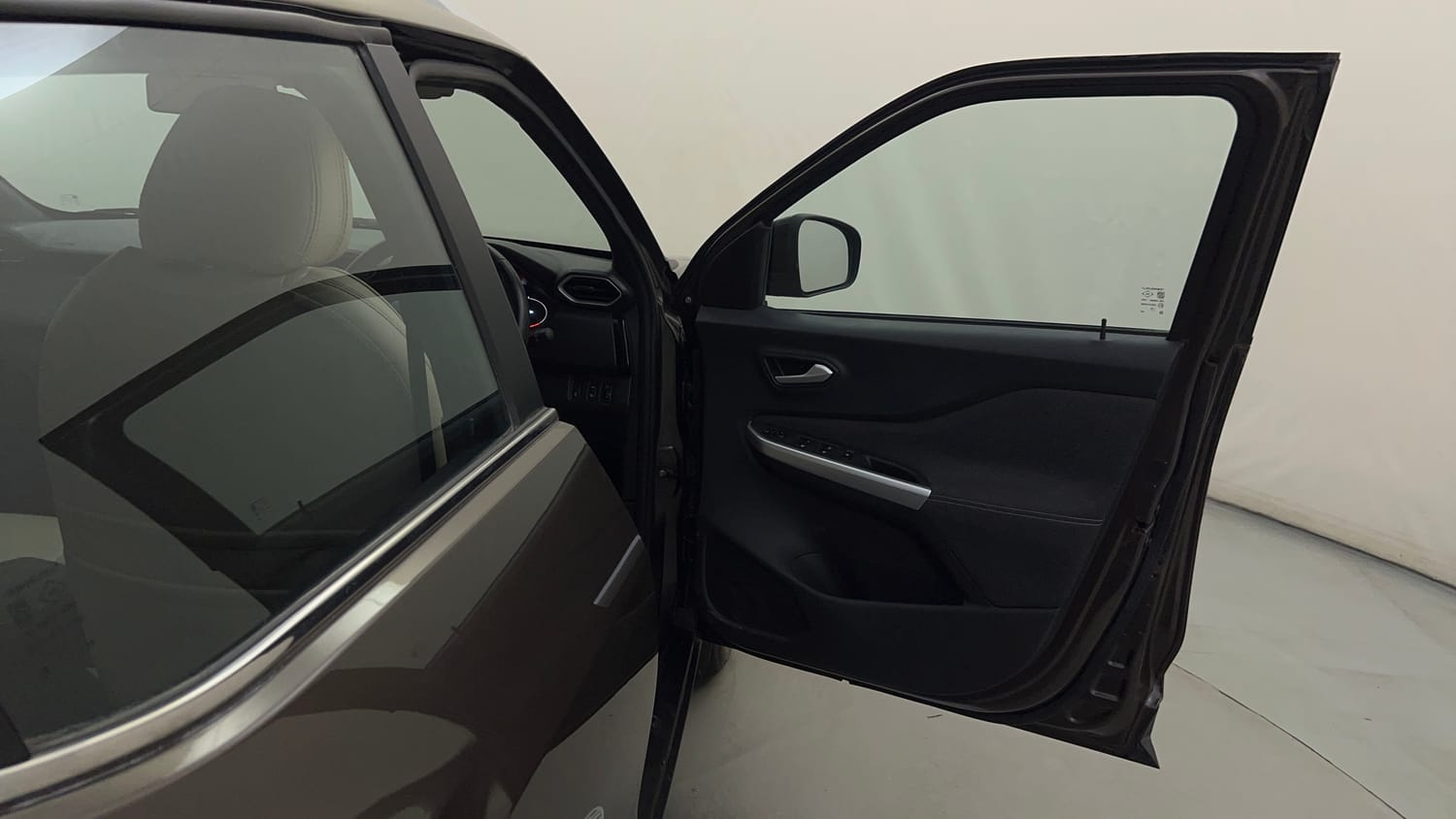Used 2024 Nissan Magnite XV Premium Turbo Petrol Manual interior RIGHT FRONT DOOR OPEN VIEW