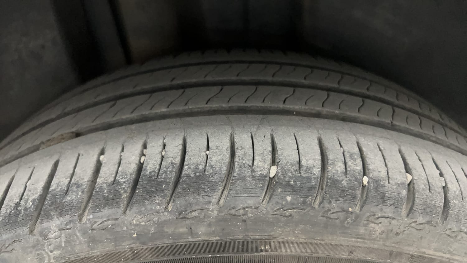 Used 2022 Volkswagen Virtus GT Plus 1.5 TSI EVO DSG Petrol Automatic tyres RIGHT REAR TYRE TREAD VIEW