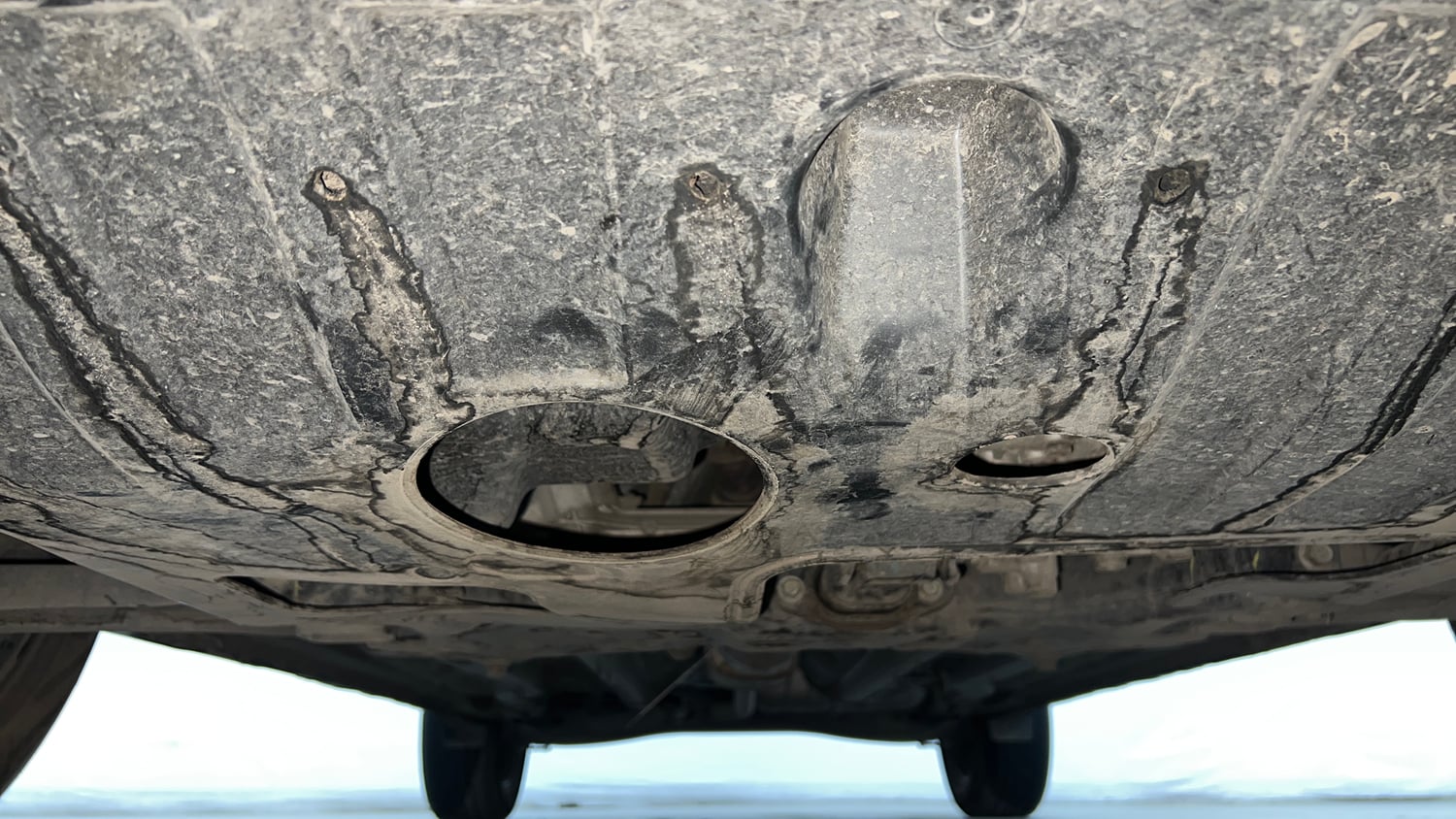 Used 2023 Hyundai Creta SX (O) 1.5 Petrol IVT Petrol Automatic extra FRONT LEFT UNDERBODY VIEW