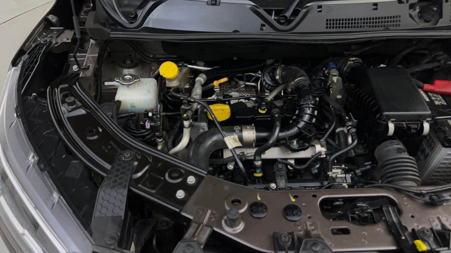 Used 2024 Nissan Magnite XV Premium Turbo Petrol Manual engine ENGINE RIGHT SIDE VIEW