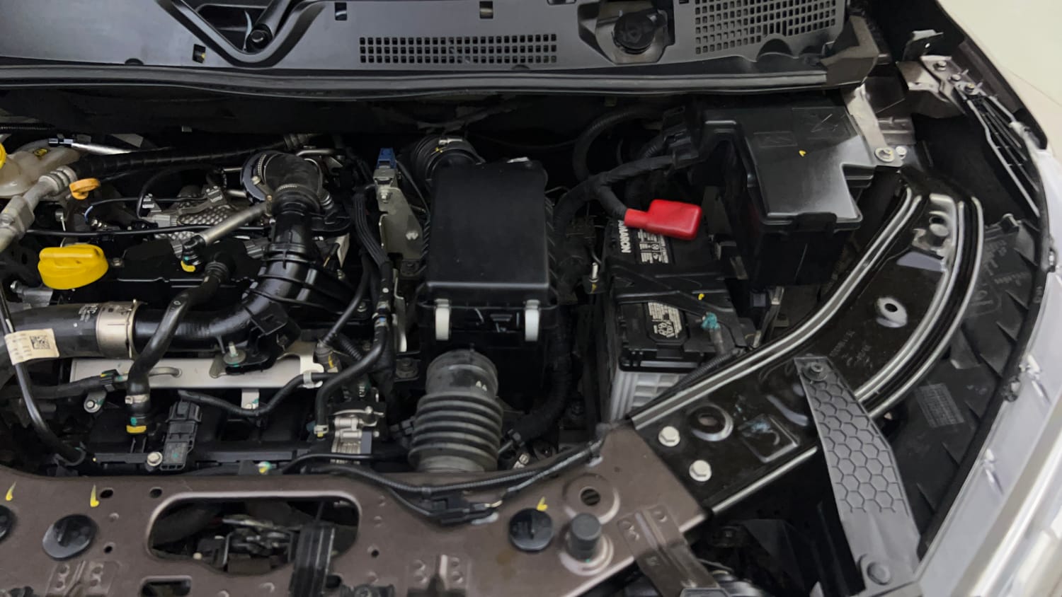 Used 2024 Nissan Magnite XV Premium Turbo Petrol Manual engine ENGINE LEFT SIDE VIEW