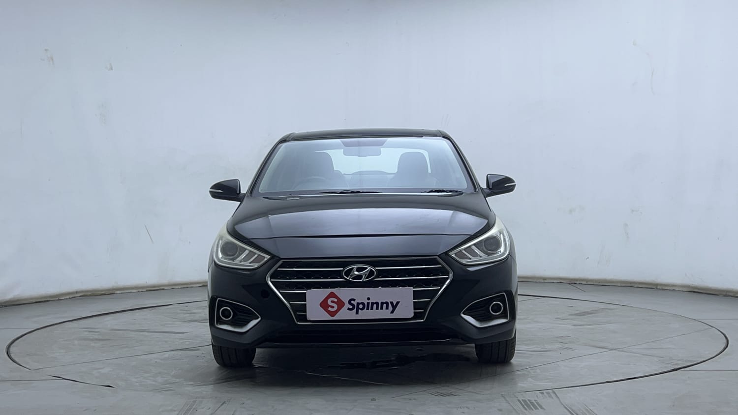 Used 2018 Hyundai Verna SX Plus 1.6 CRDi AT Diesel Automatic exterior FRONT VIEW