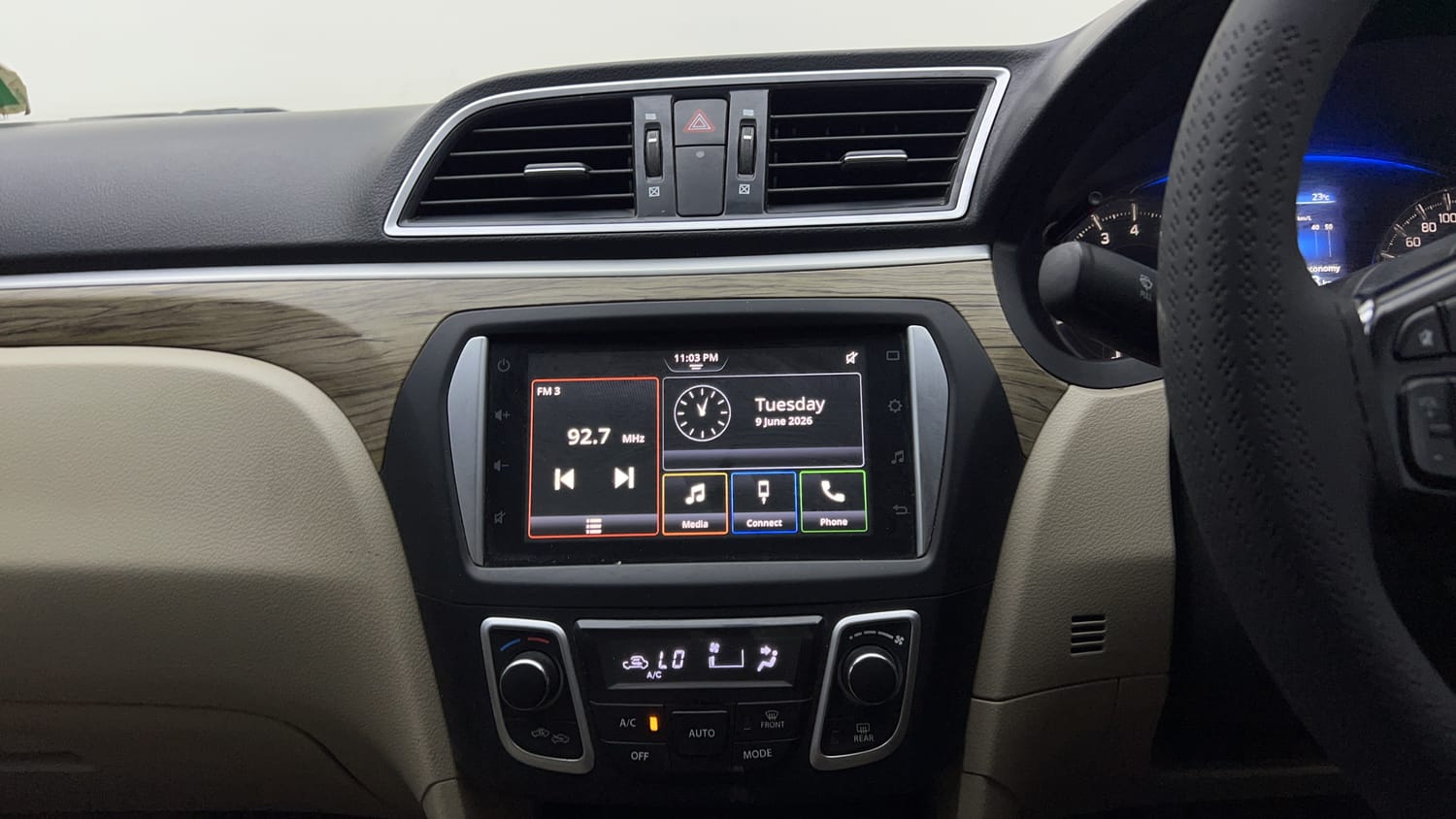 Used 2022 Maruti Suzuki Ciaz Zeta 1.5 Petrol Manual interior MUSIC SYSTEM & AC CONTROL VIEW