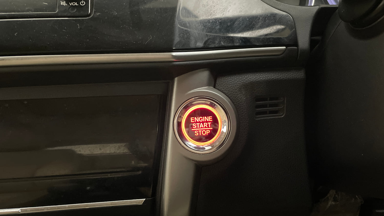 Used 2019 Honda City VX Diesel Diesel Manual top_features Keyless start