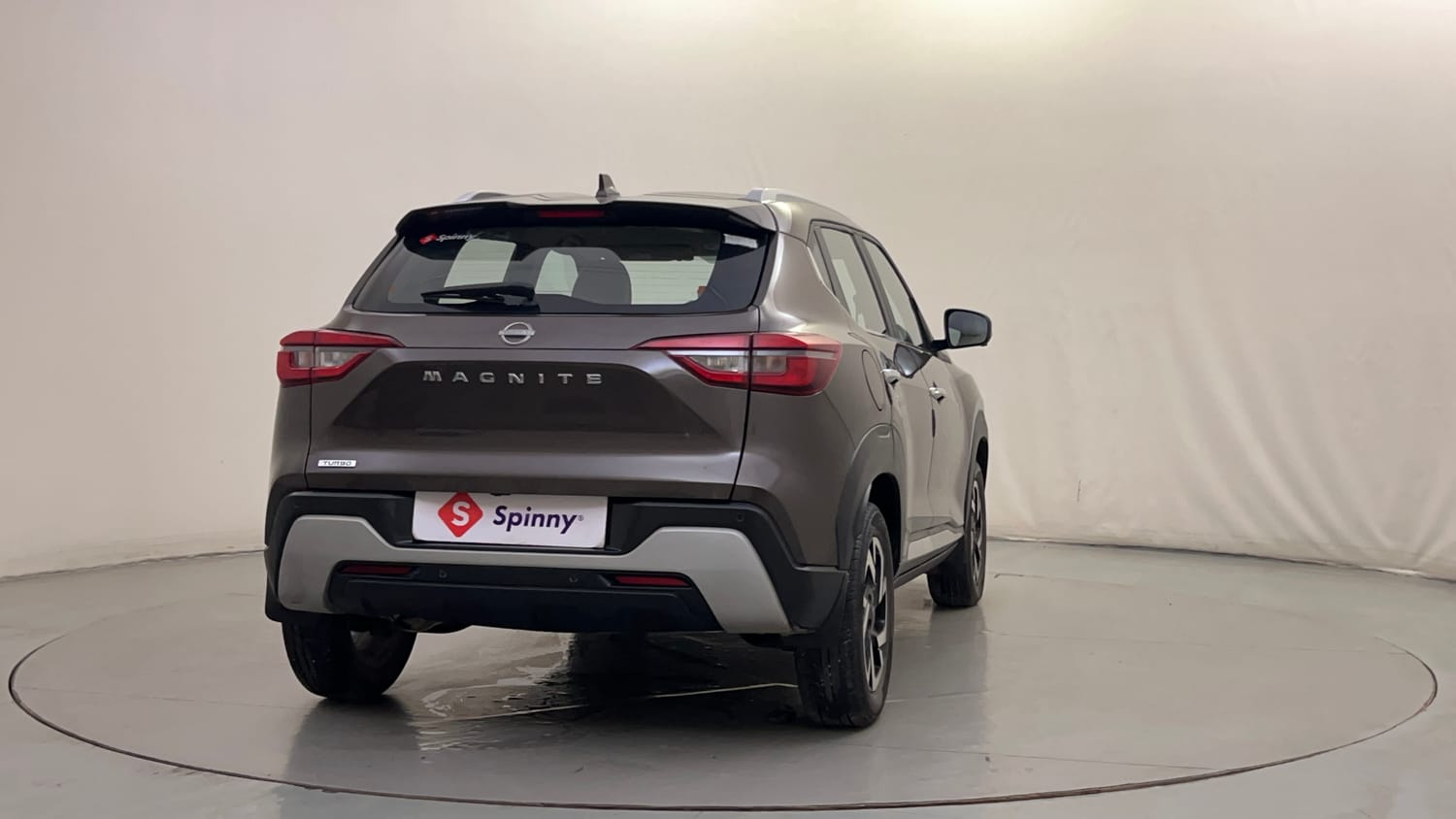 Used 2024 Nissan Magnite XV Premium Turbo Petrol Manual exterior RIGHT REAR CORNER VIEW