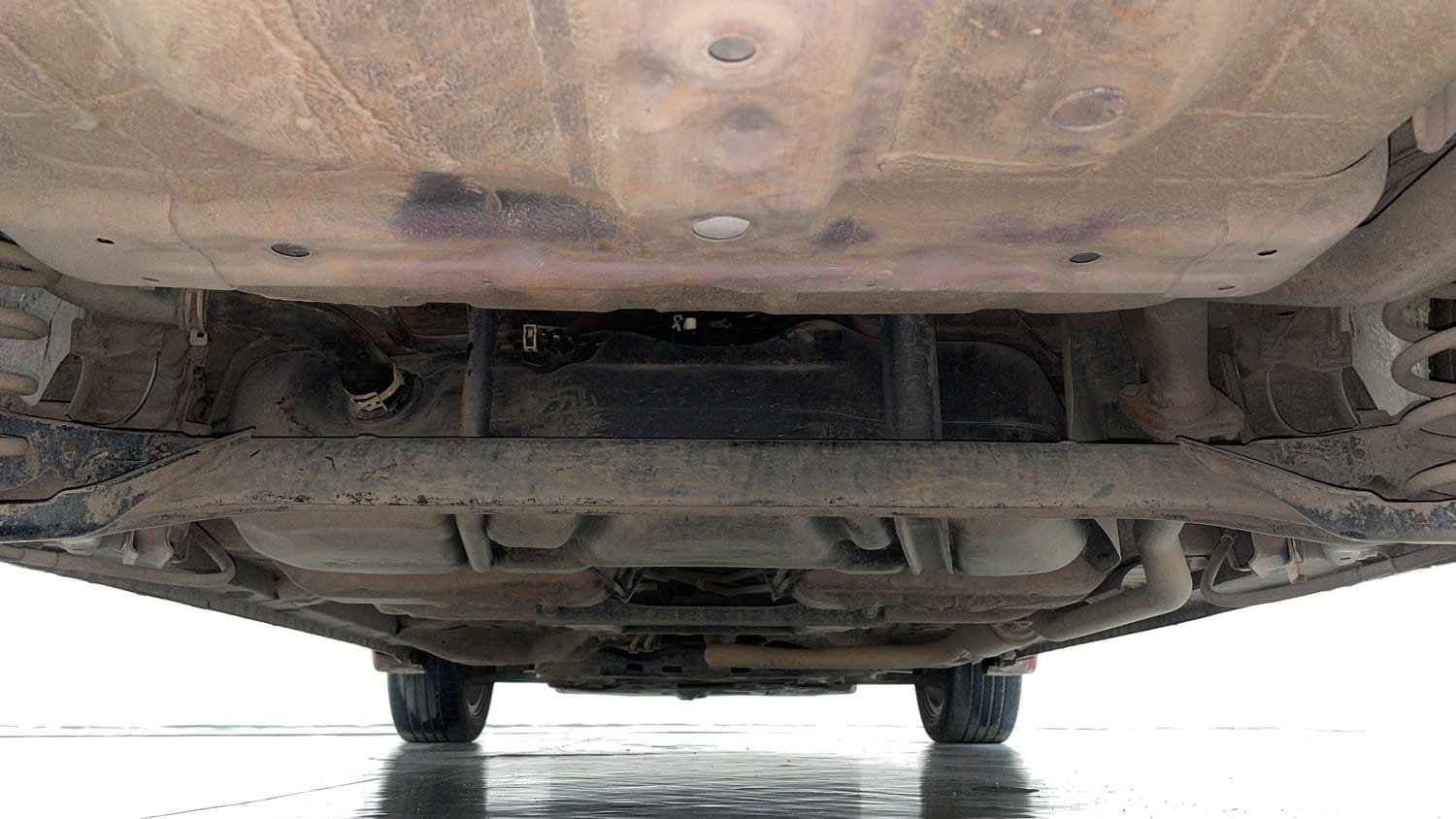 Used 2019 Honda City VX Diesel Diesel Manual extra REAR UNDERBODY VIEW (TAKEN FROM REAR)