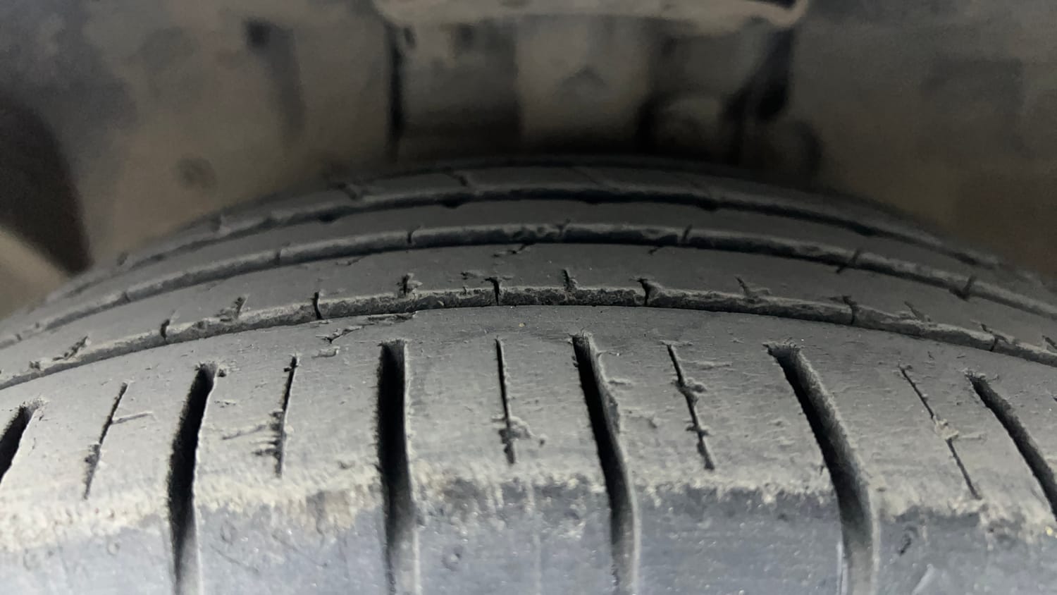 Used 2019 Ford Figo Aspire Titanium Plus 1.2 Ti-VCT Petrol Manual tyres LEFT FRONT TYRE TREAD VIEW