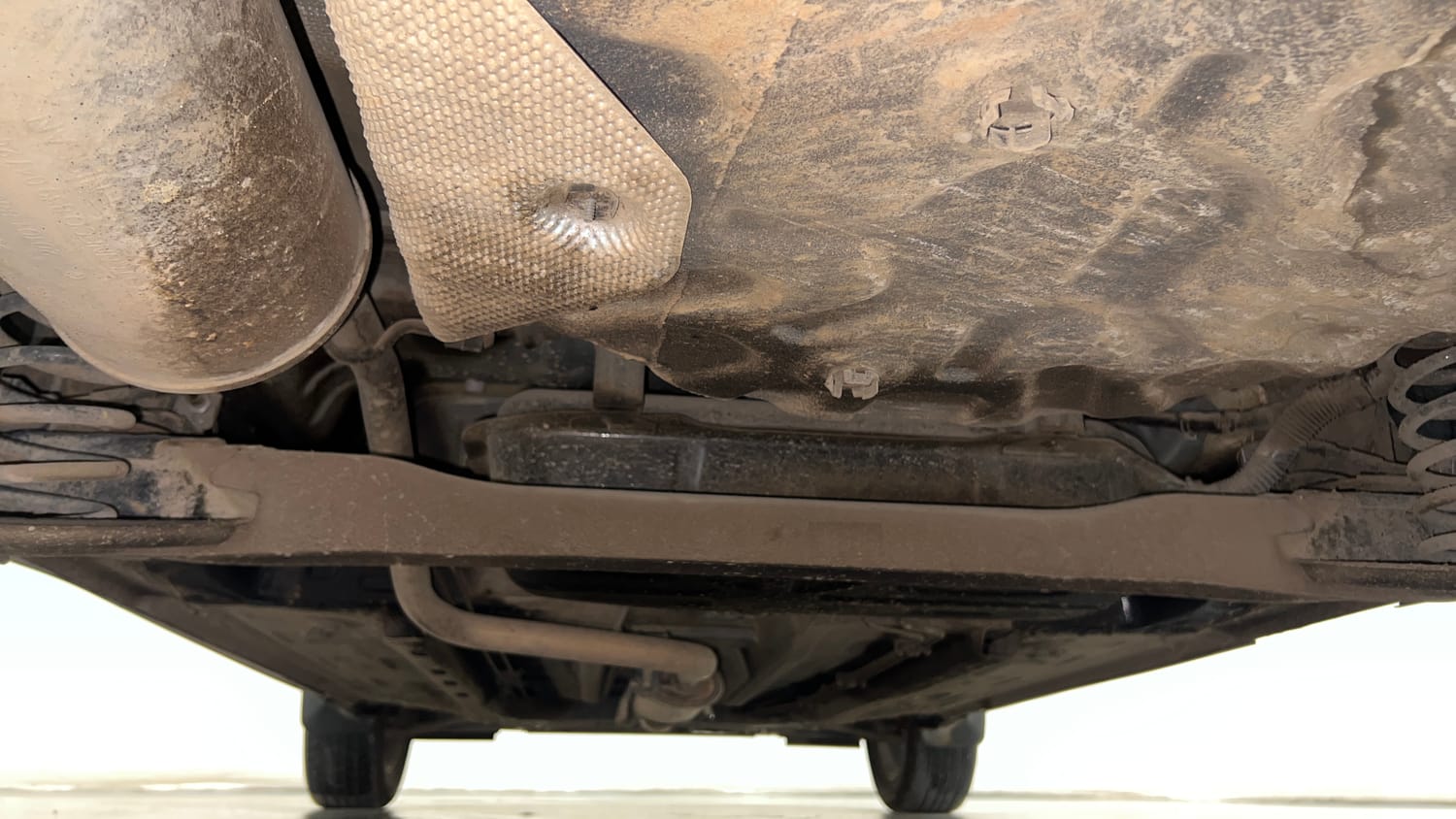 Used 2024 Nissan Magnite XV Premium Turbo Petrol Manual extra REAR UNDERBODY VIEW (TAKEN FROM REAR)