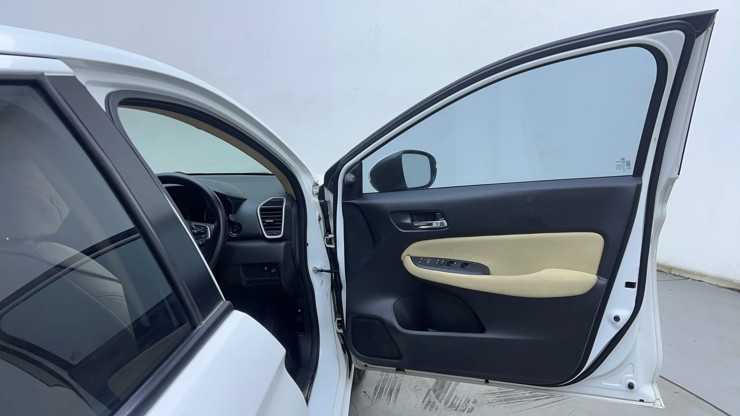 Used 2024 Honda City V Petrol MT Petrol Manual interior RIGHT FRONT DOOR OPEN VIEW