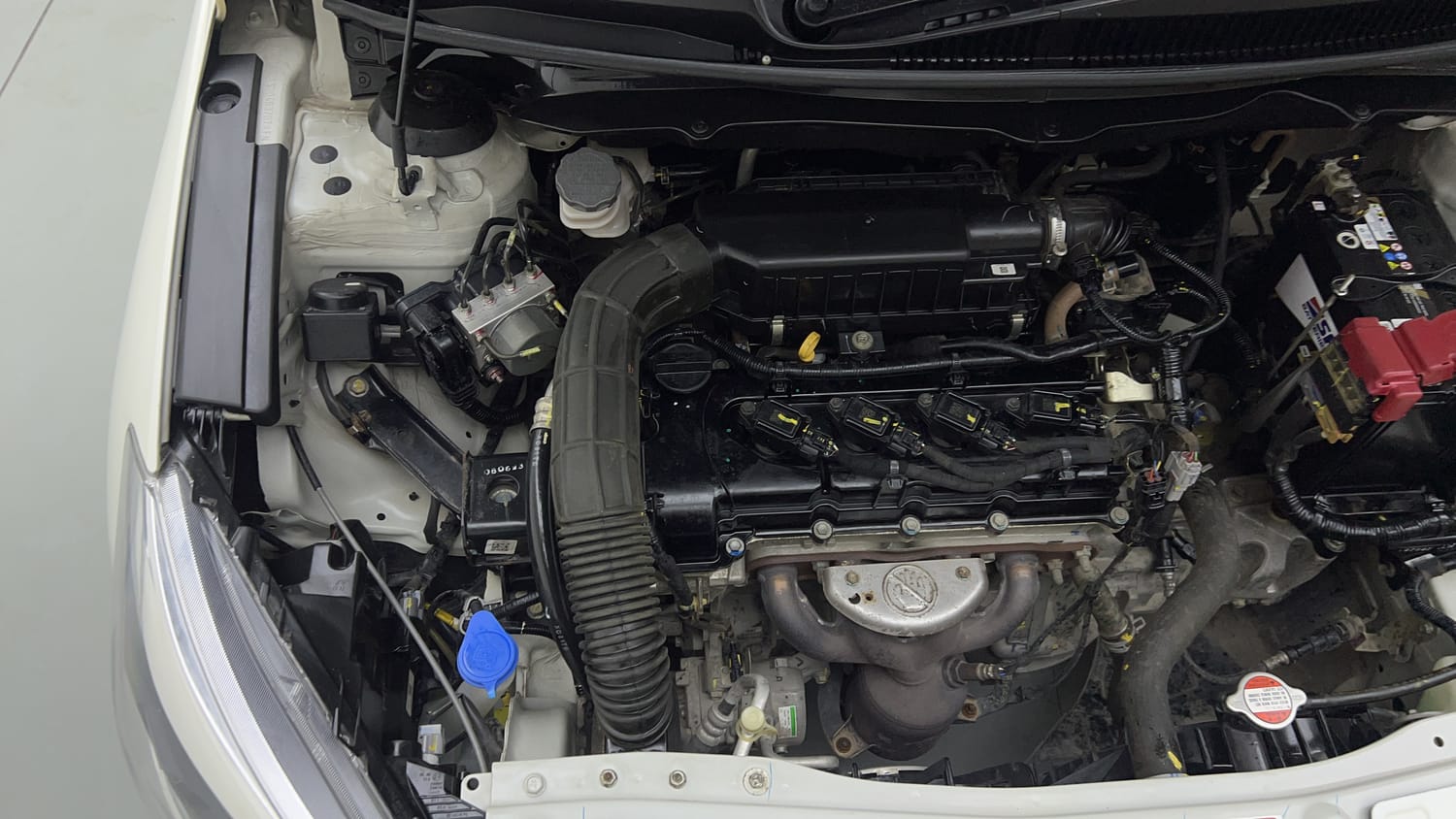 Used 2022 Maruti Suzuki Ciaz Zeta 1.5 Petrol Manual engine ENGINE RIGHT SIDE VIEW