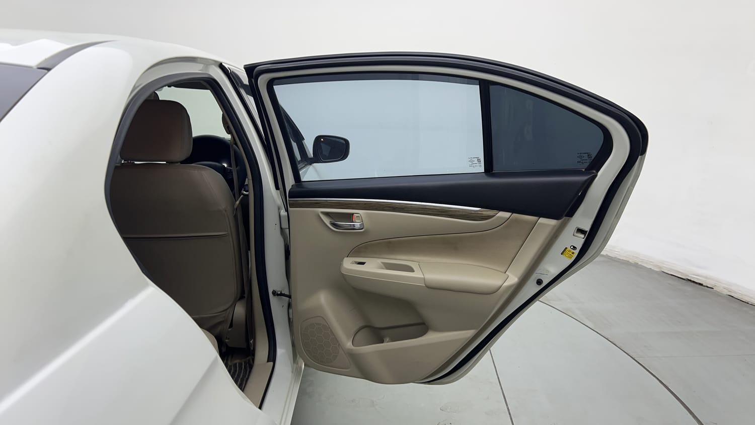 Used 2022 Maruti Suzuki Ciaz Zeta 1.5 Petrol Manual interior RIGHT REAR DOOR OPEN VIEW