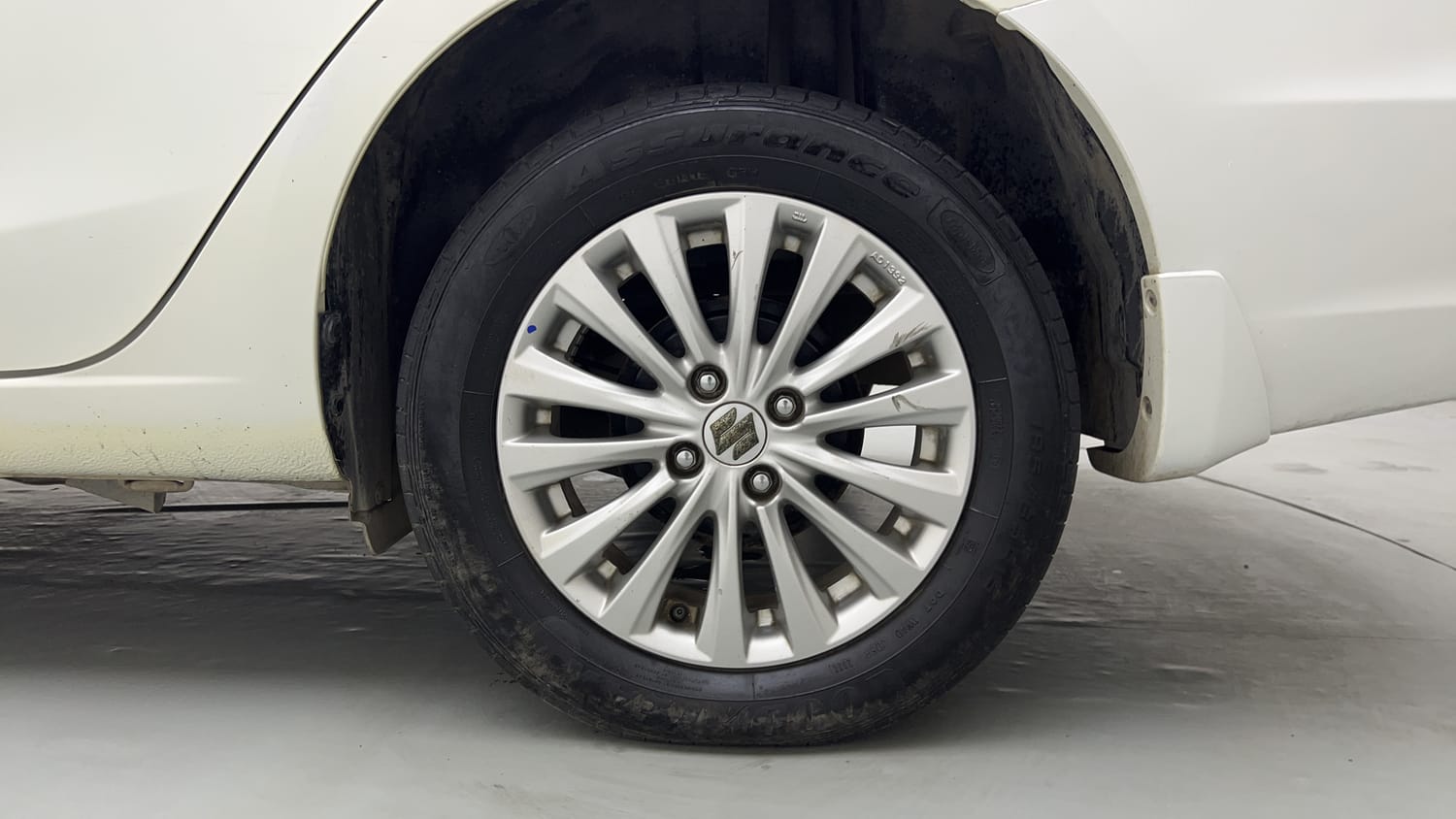 Used 2022 Maruti Suzuki Ciaz Zeta 1.5 Petrol Manual tyres LEFT REAR TYRE RIM VIEW