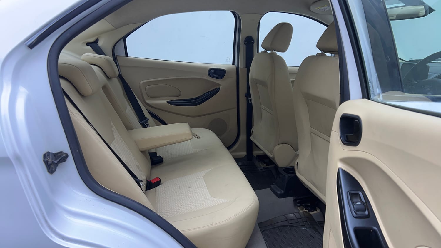Used 2019 Ford Figo Aspire Titanium Plus 1.2 Ti-VCT Petrol Manual interior RIGHT SIDE REAR DOOR CABIN VIEW