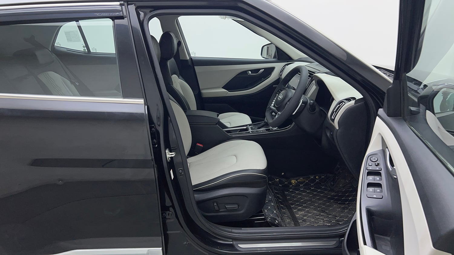 Used 2023 Hyundai Creta SX (O) 1.5 Petrol IVT Petrol Automatic interior RIGHT SIDE FRONT DOOR CABIN VIEW
