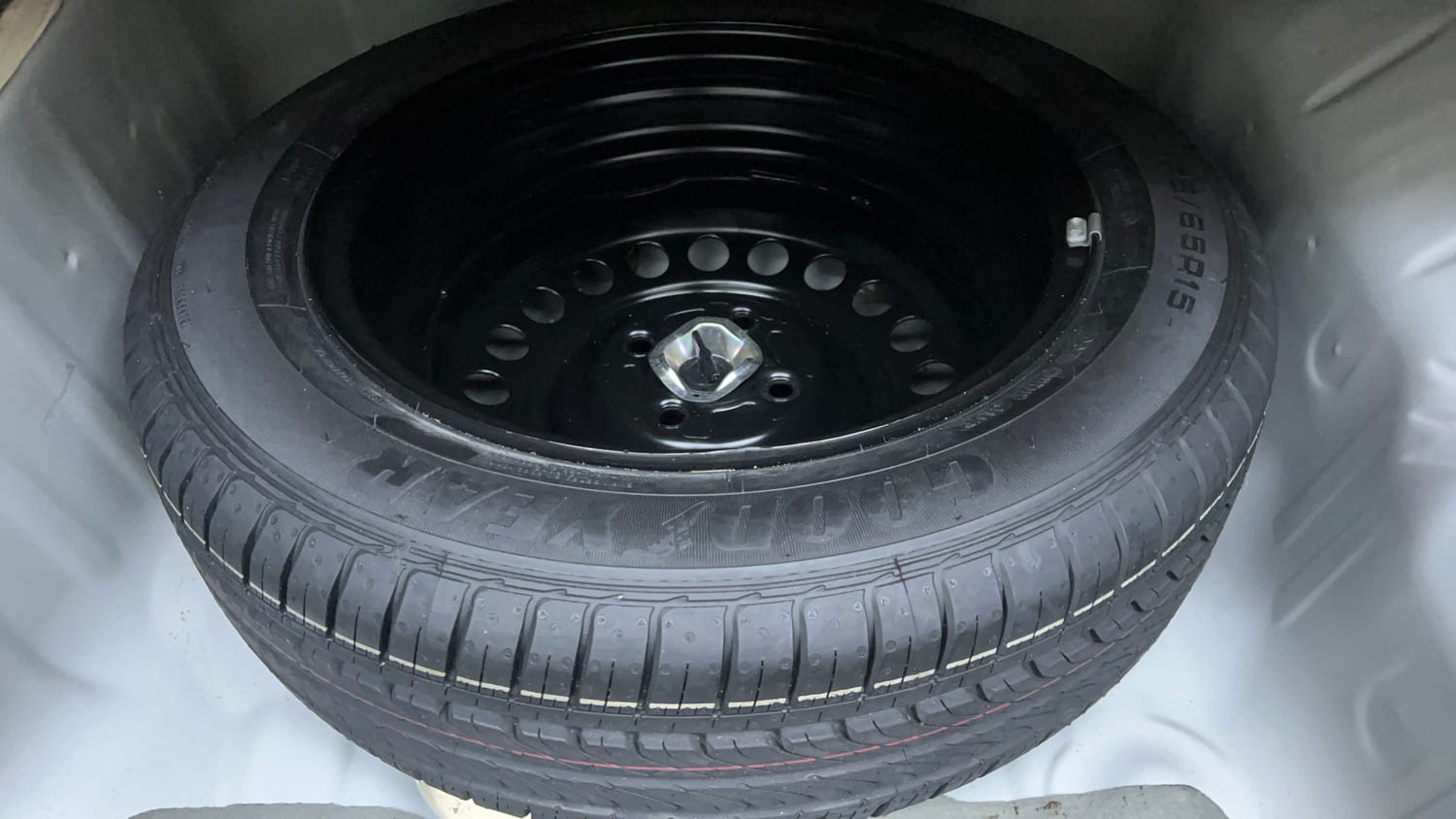 Used 2024 Honda City V Petrol MT Petrol Manual tyres SPARE TYRE VIEW