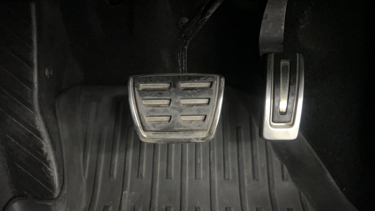 Used 2022 Volkswagen Virtus GT Plus 1.5 TSI EVO DSG Petrol Automatic interior PEDALS VIEW
