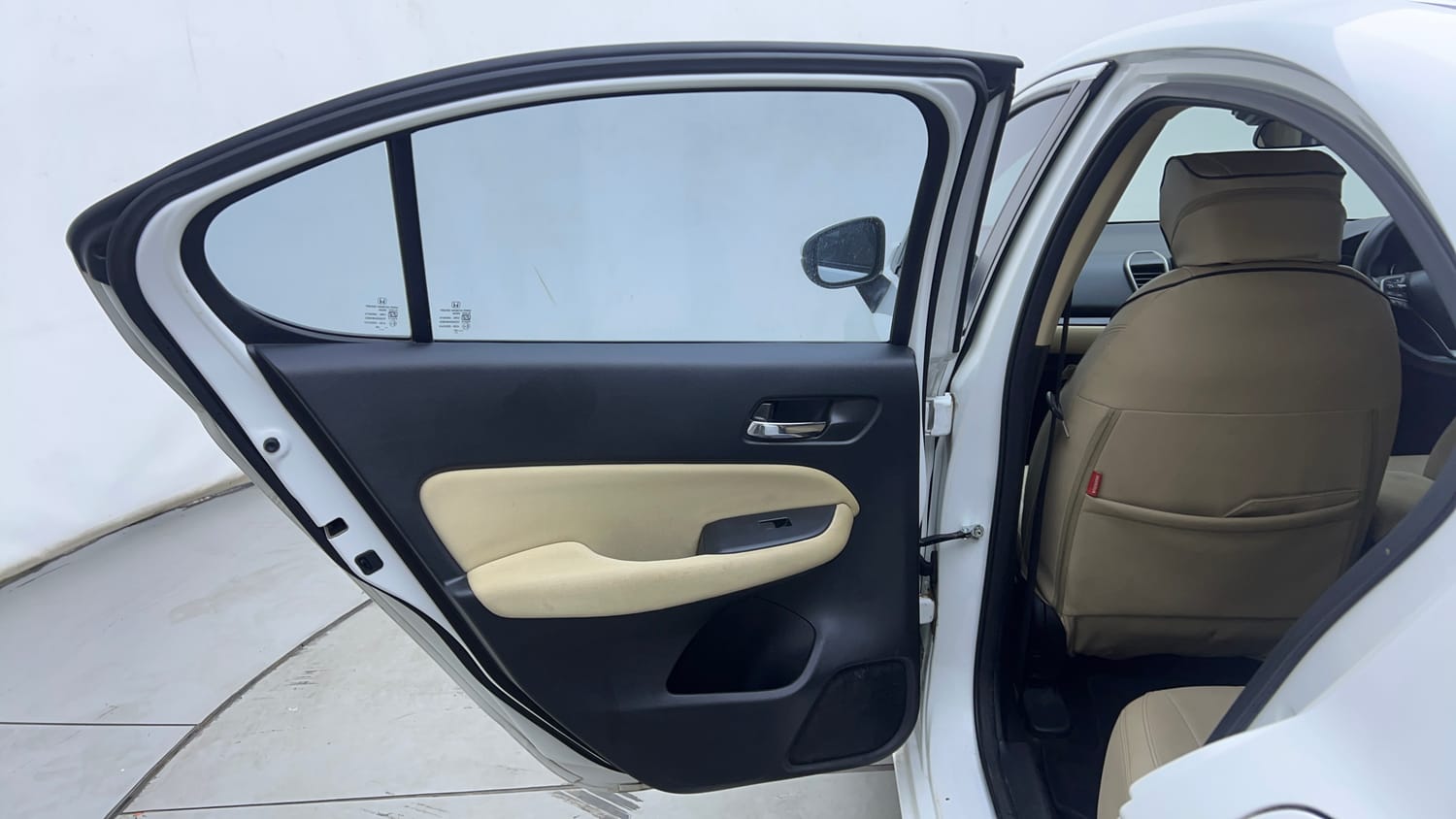 Used 2024 Honda City V Petrol MT Petrol Manual interior LEFT REAR DOOR OPEN VIEW
