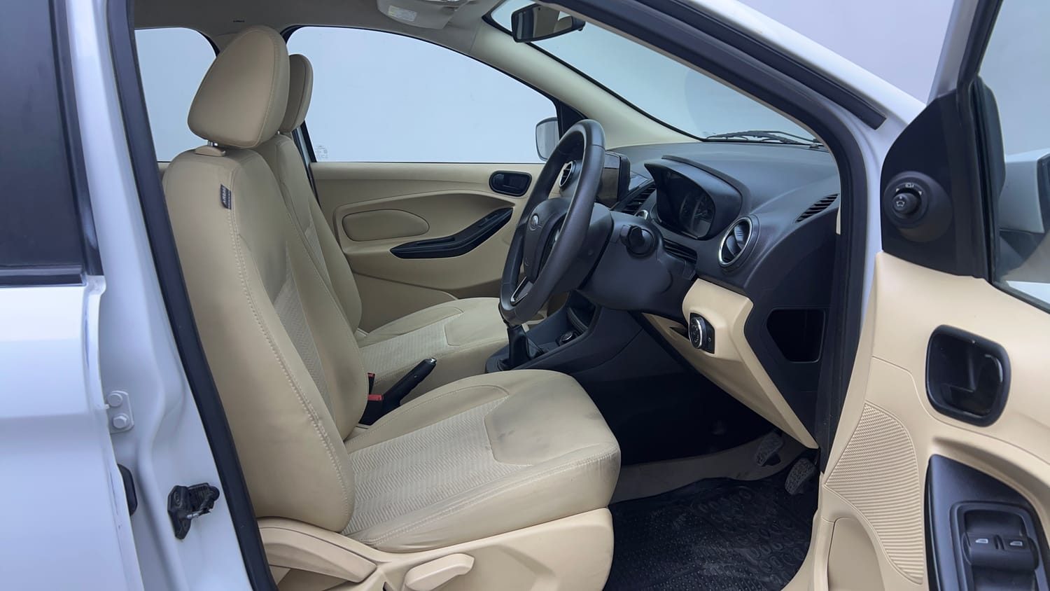 Used 2019 Ford Figo Aspire Titanium Plus 1.2 Ti-VCT Petrol Manual interior RIGHT SIDE FRONT DOOR CABIN VIEW