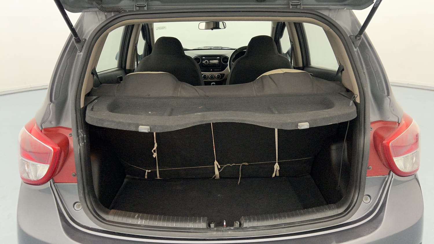Used 2014 Hyundai Grand i10 Magna 1.2 Kappa VTVT Petrol Manual interior DICKY INSIDE VIEW