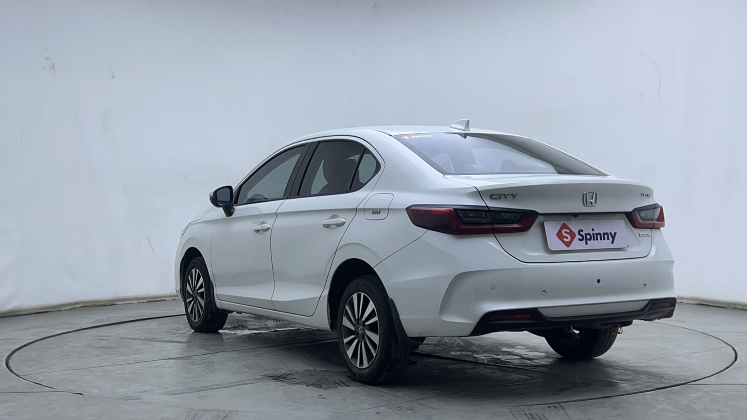 Used 2024 Honda City V Petrol MT Petrol Manual exterior LEFT REAR CORNER VIEW