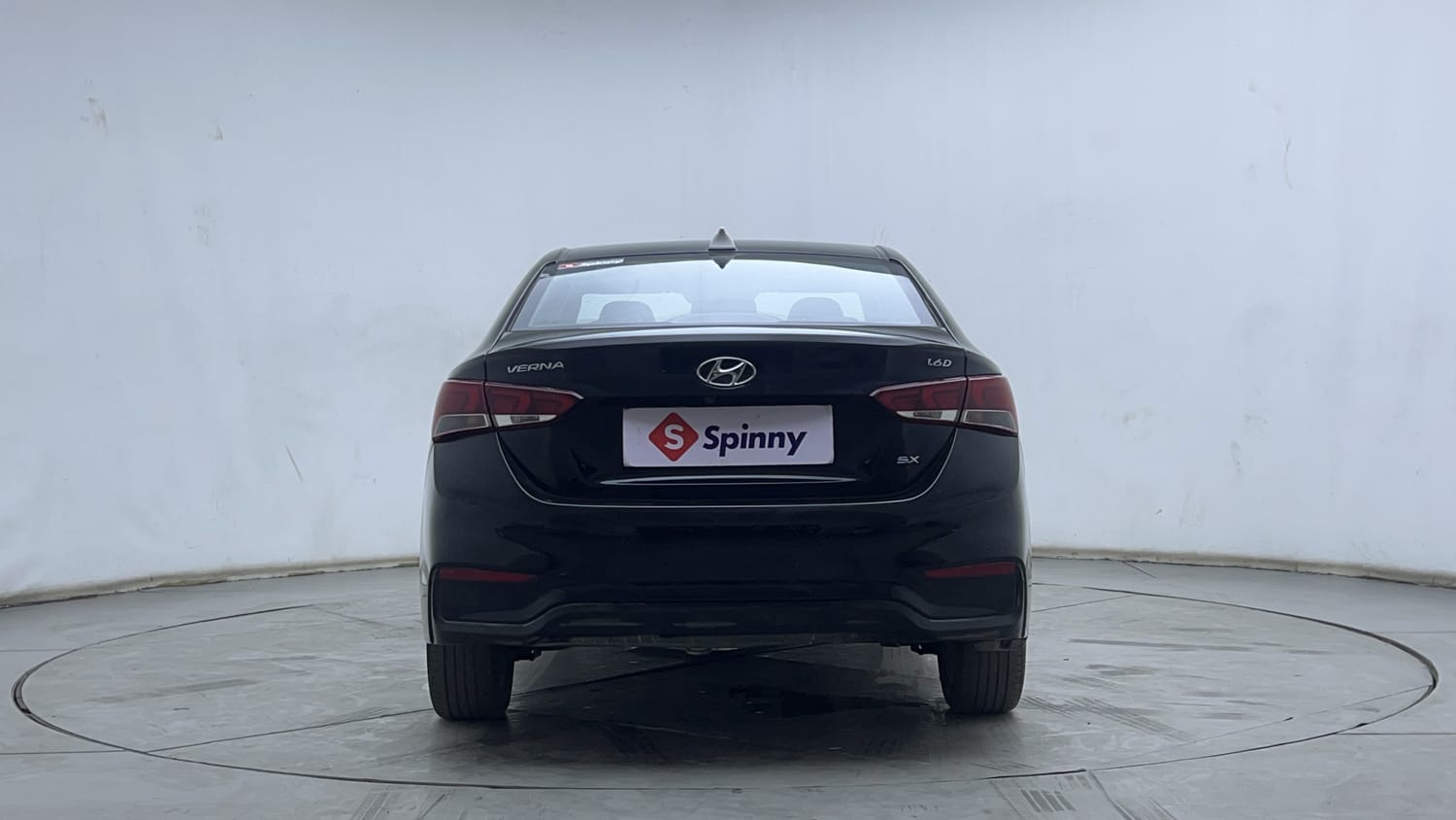 Used 2018 Hyundai Verna SX Plus 1.6 CRDi AT Diesel Automatic exterior BACK VIEW