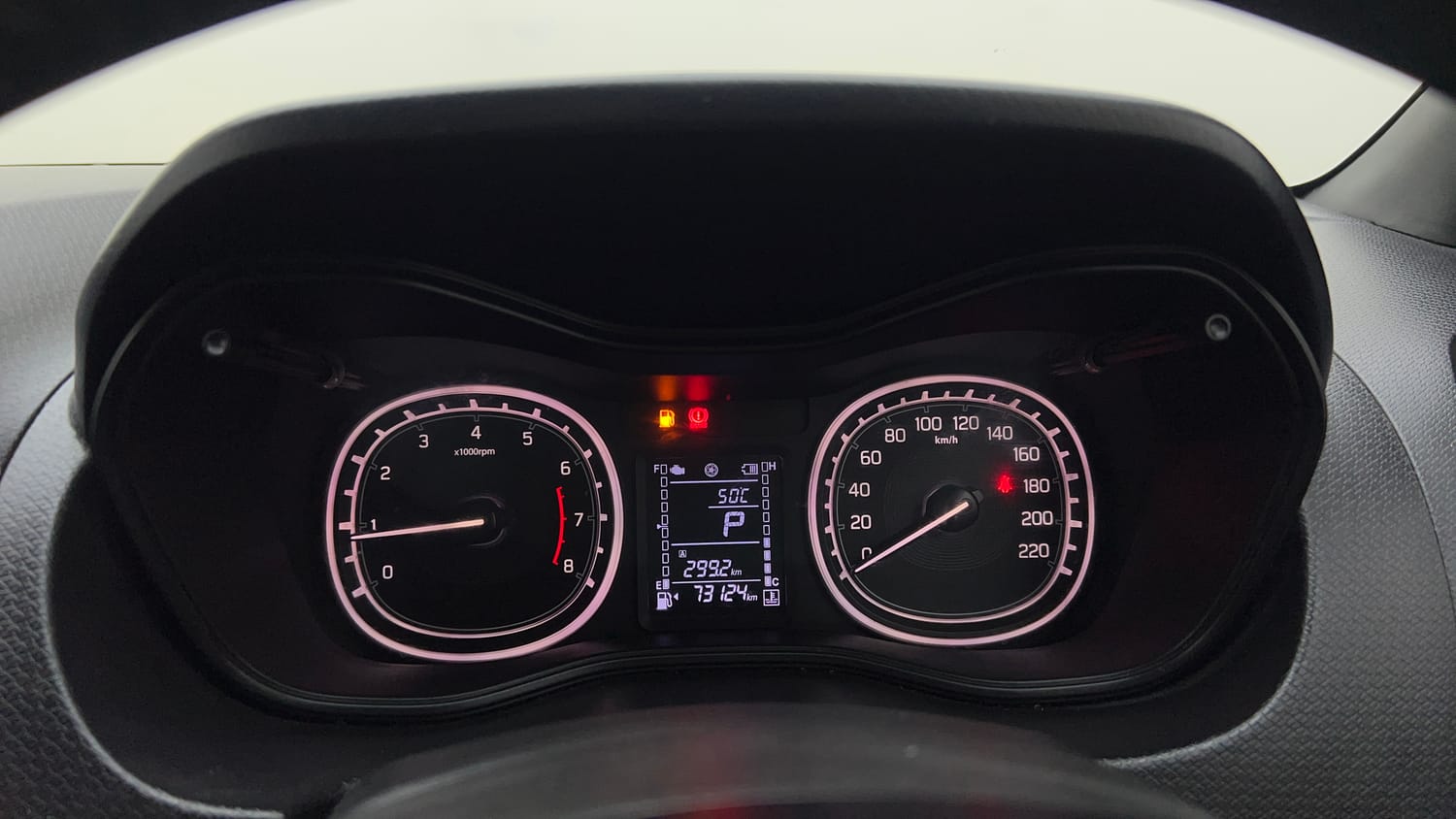 Used 2020 Maruti Suzuki Vitara Brezza ZXi Plus AT SHVS Petrol Automatic interior CLUSTERMETER VIEW