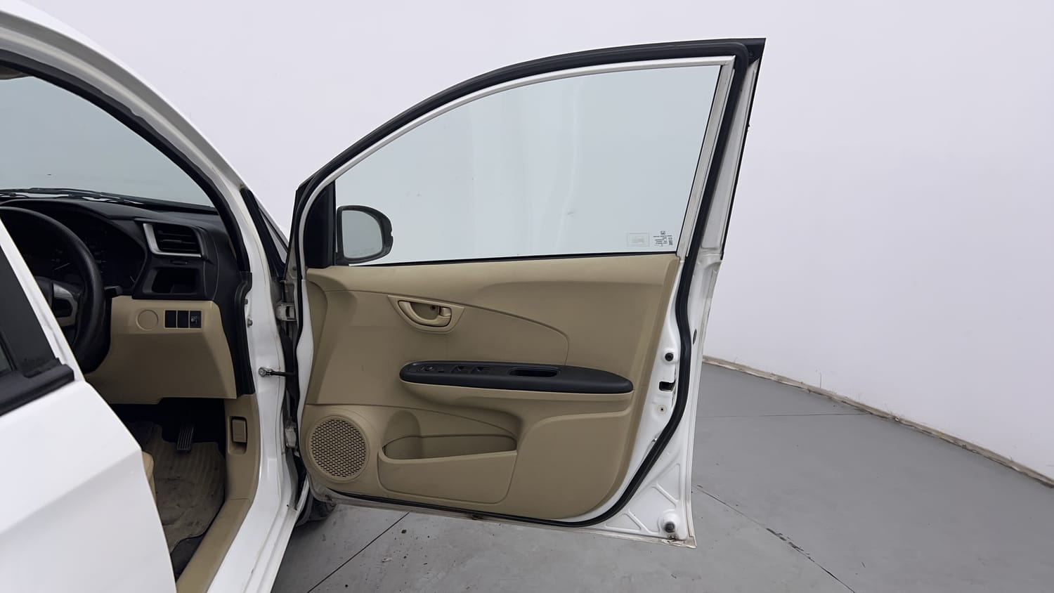 Used 2017 Honda Amaze 1.2 S i-VTEC Opt Petrol Manual interior RIGHT FRONT DOOR OPEN VIEW