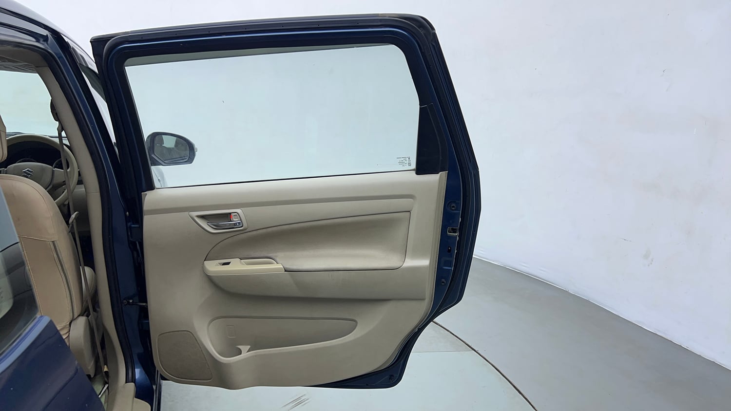 Used 2016 Maruti Suzuki Ertiga VXI Petrol Manual interior RIGHT REAR DOOR OPEN VIEW