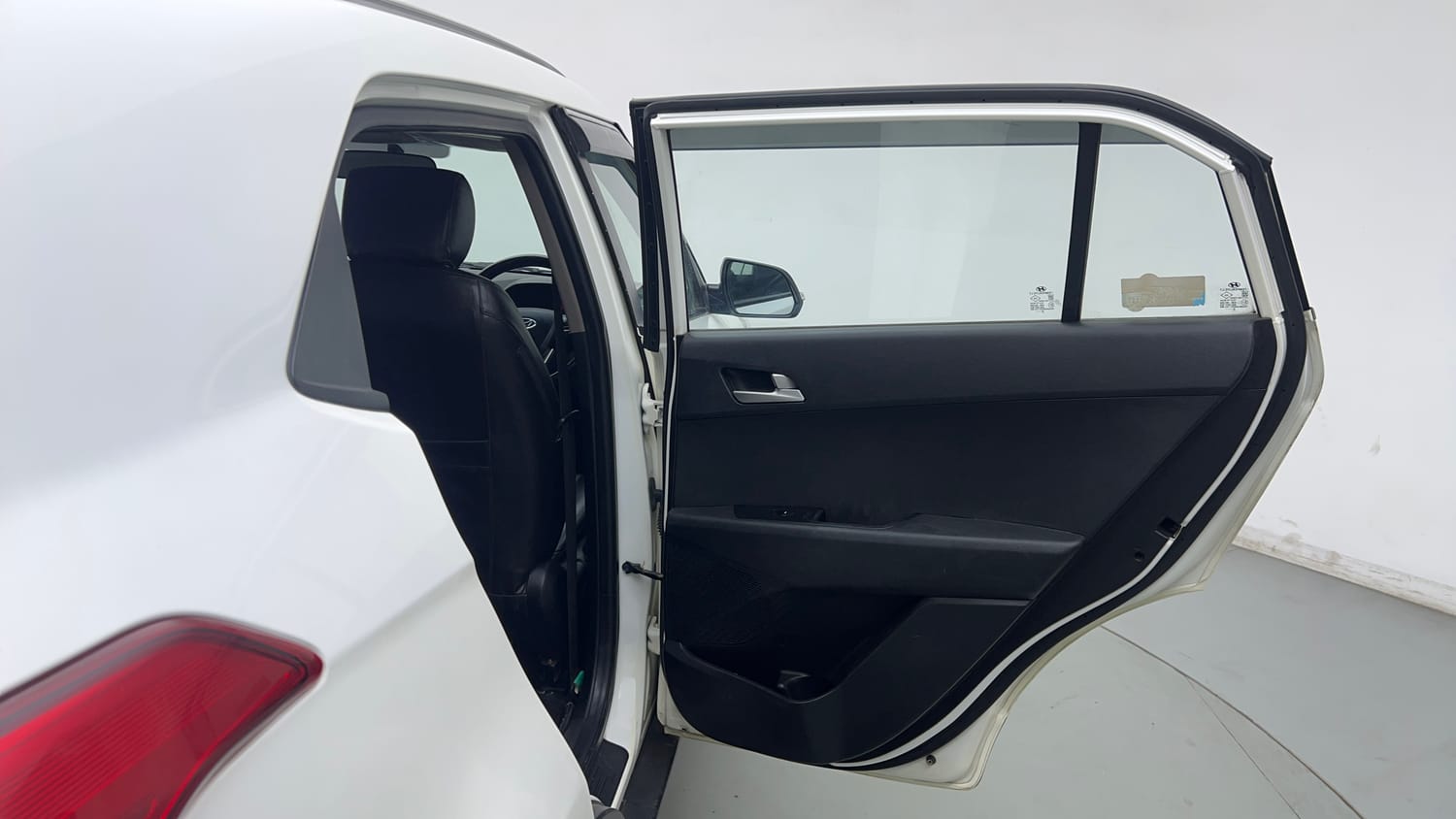 Used 2018 Hyundai Creta SX 1.6 CRDi Diesel Manual interior RIGHT REAR DOOR OPEN VIEW