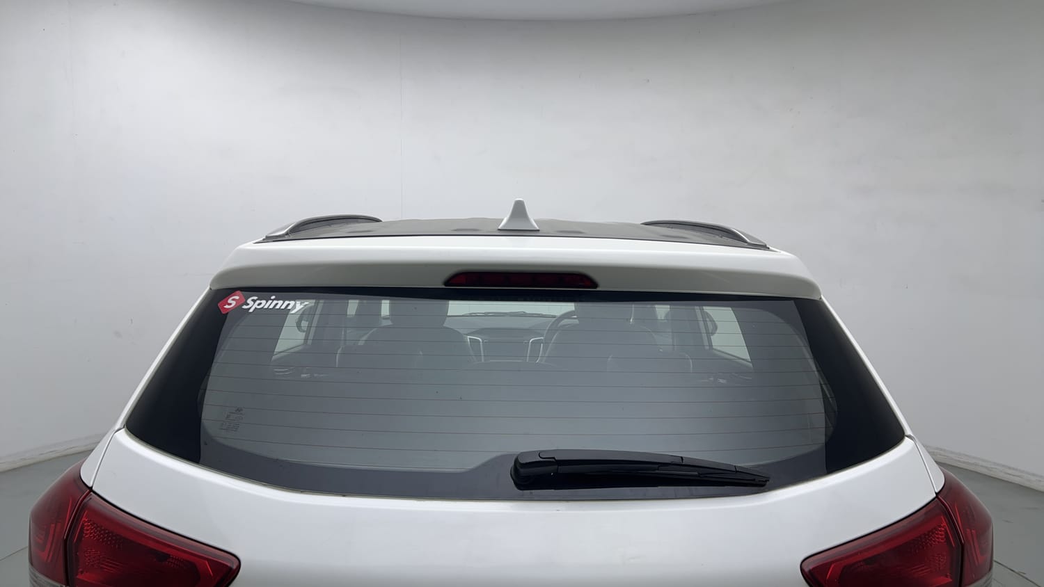 Used 2018 Hyundai Creta SX 1.6 CRDi Diesel Manual exterior BACK WINDSHIELD VIEW