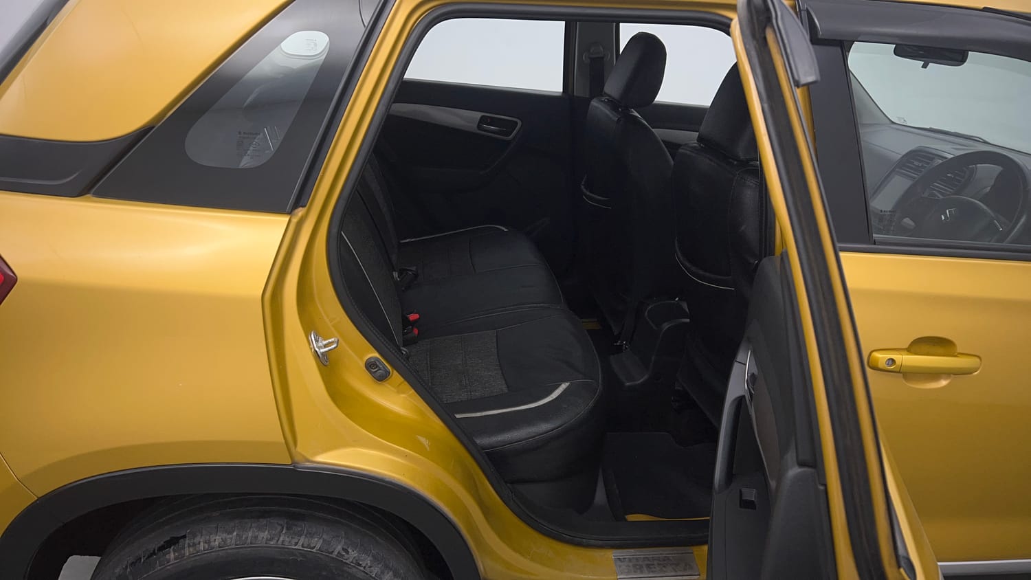 Used 2017 Maruti Suzuki Vitara Brezza [2016-2020] ZDi Diesel Manual interior RIGHT SIDE REAR DOOR CABIN VIEW