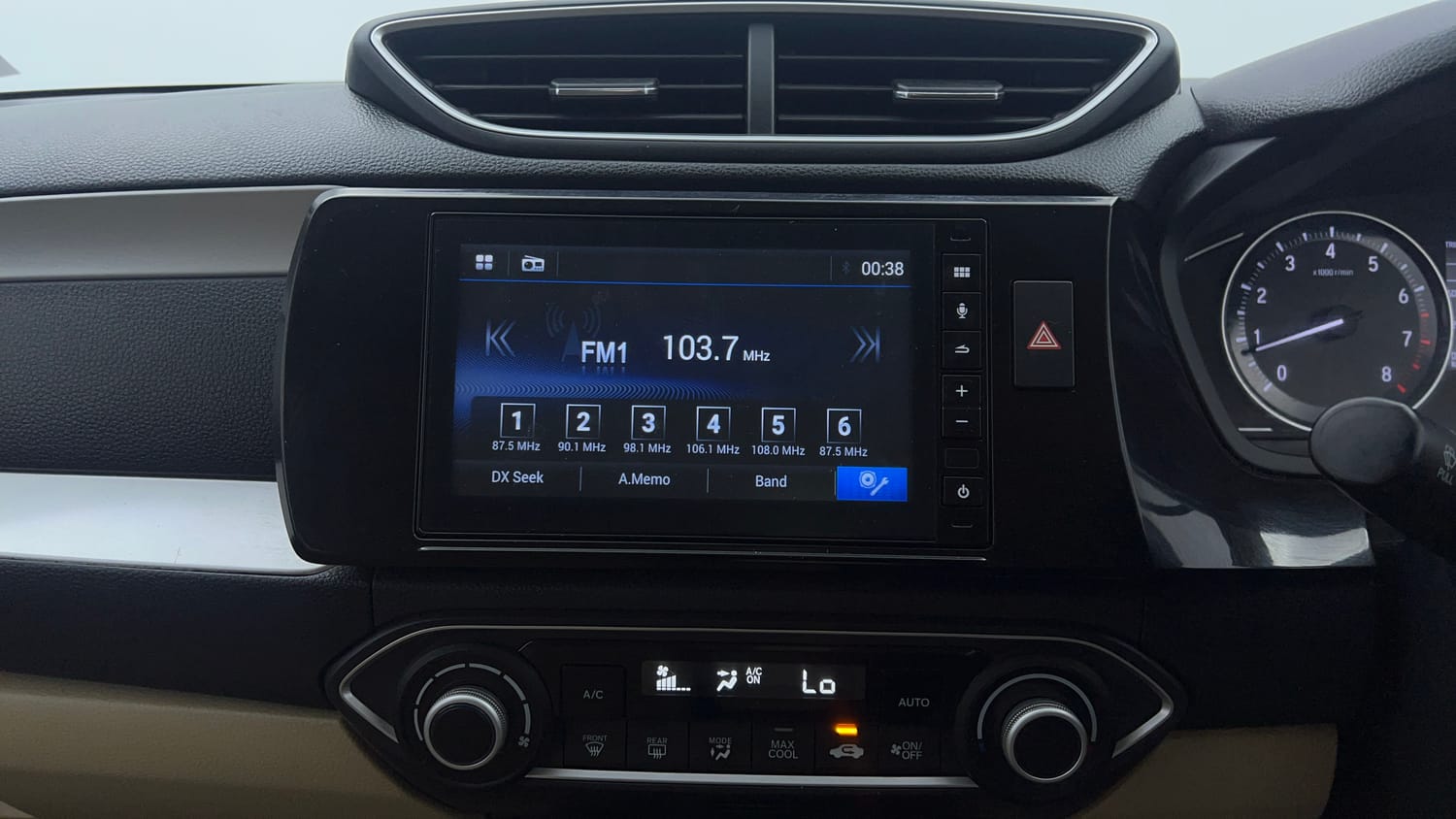 Used 2023 Honda Amaze VX 1.2 Petrol CVT Petrol Automatic top_features Integrated (in-dash) music system