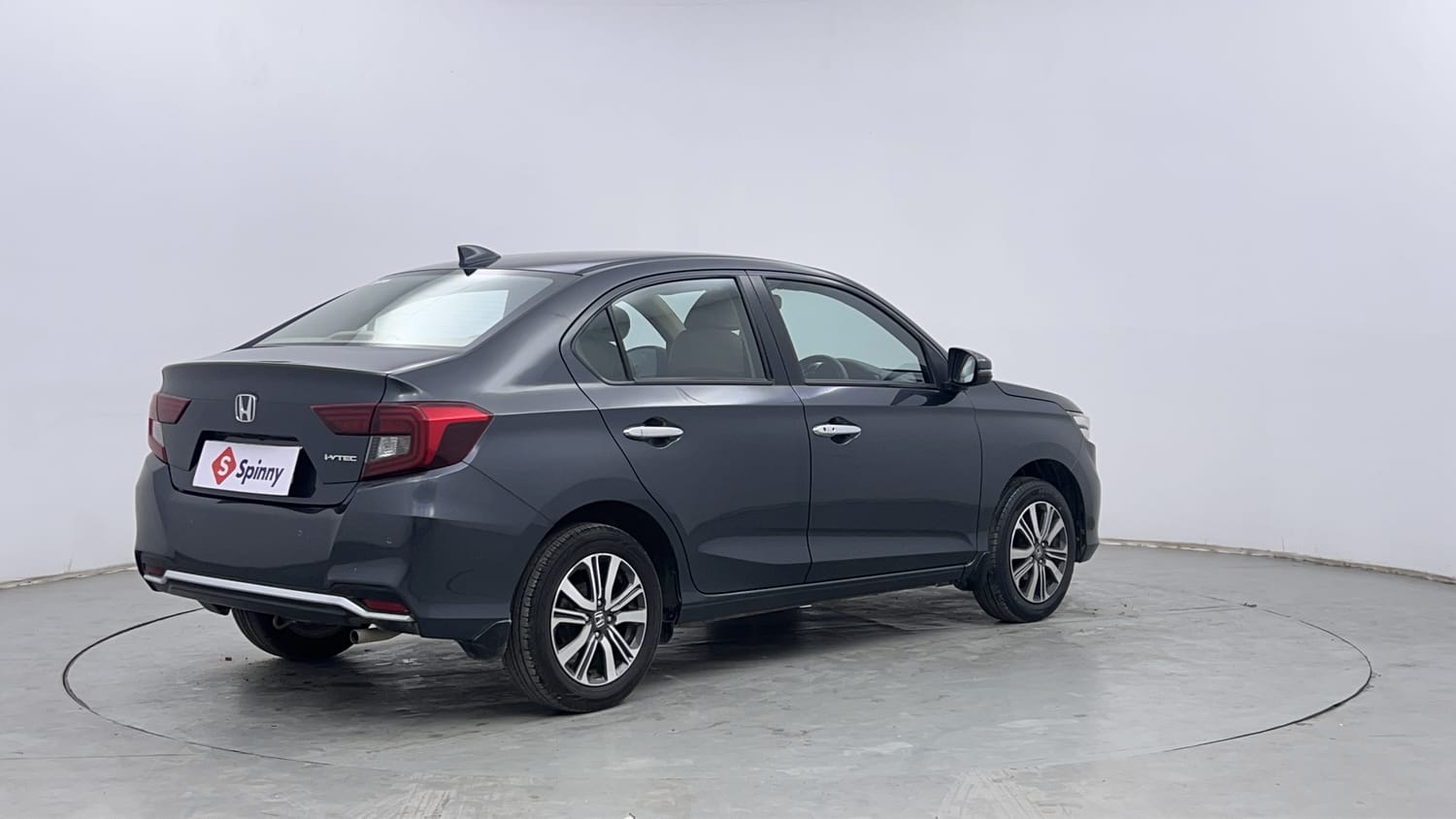Used 2023 Honda Amaze VX 1.2 Petrol CVT Petrol Automatic exterior RIGHT REAR CORNER VIEW