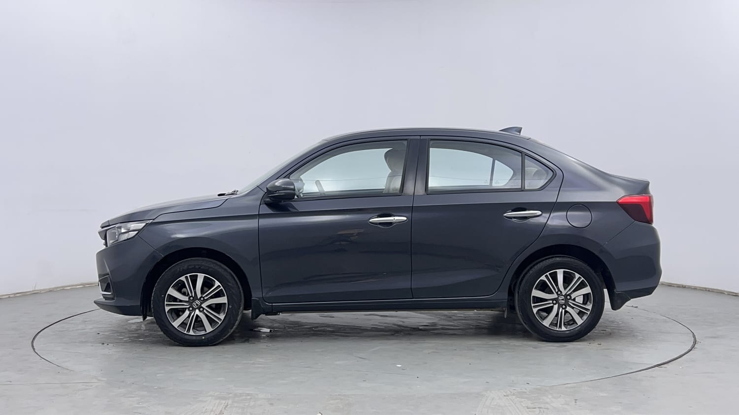 Used 2023 Honda Amaze VX 1.2 Petrol CVT Petrol Automatic exterior LEFT SIDE VIEW