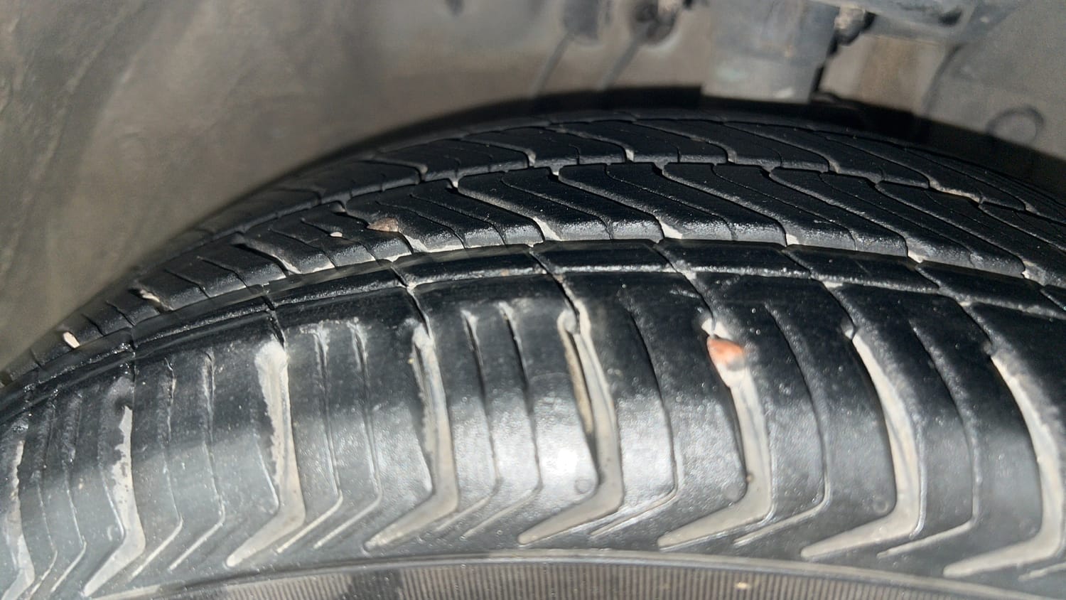 Used 2021 Honda City VX CVT Petrol Petrol Automatic tyres RIGHT FRONT TYRE TREAD VIEW