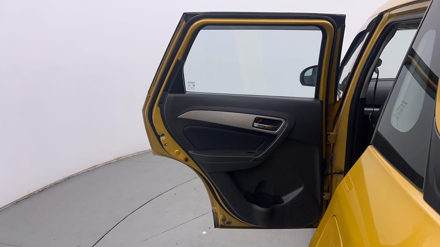 Used 2017 Maruti Suzuki Vitara Brezza [2016-2020] ZDi Diesel Manual interior LEFT REAR DOOR OPEN VIEW