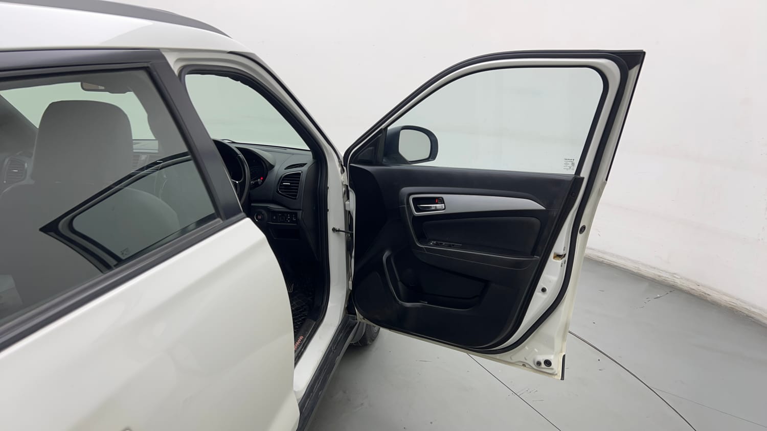 Used 2020 Maruti Suzuki Vitara Brezza ZXi Plus AT SHVS Petrol Automatic interior RIGHT FRONT DOOR OPEN VIEW