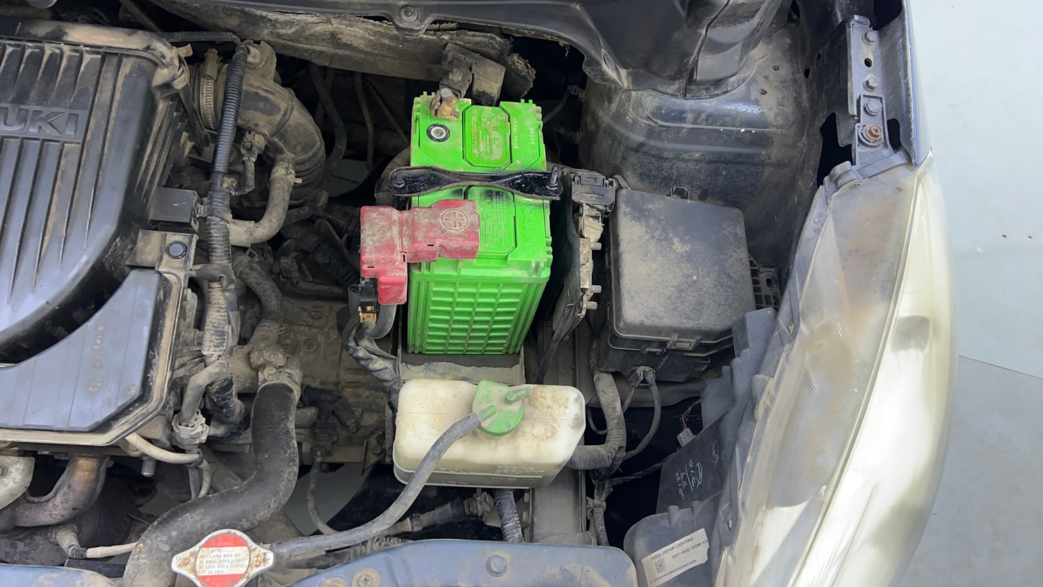 Used 2016 Maruti Suzuki Ertiga VXI Petrol Manual engine ENGINE LEFT SIDE VIEW