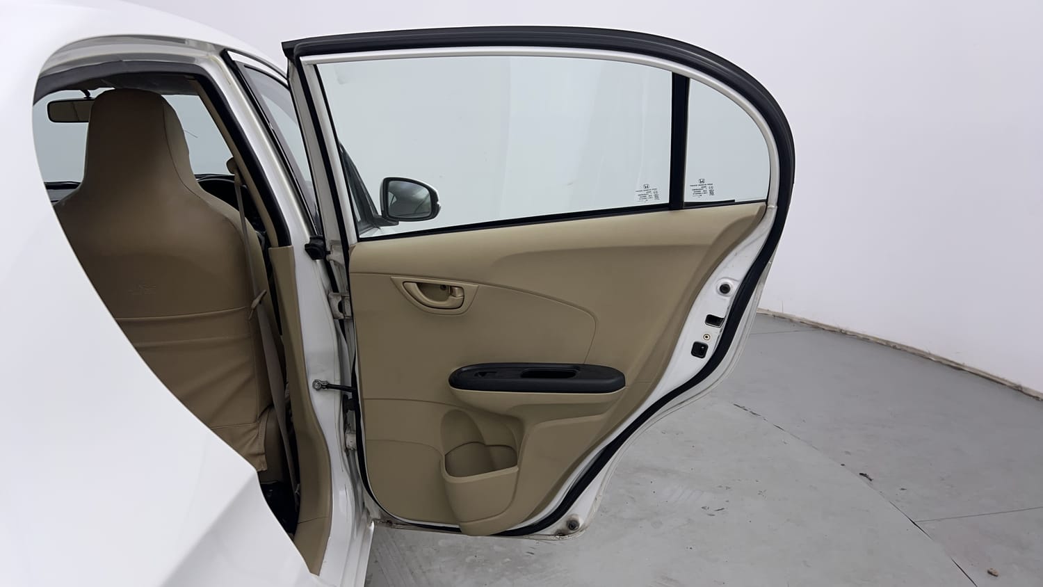 Used 2017 Honda Amaze 1.2 S i-VTEC Opt Petrol Manual interior RIGHT REAR DOOR OPEN VIEW