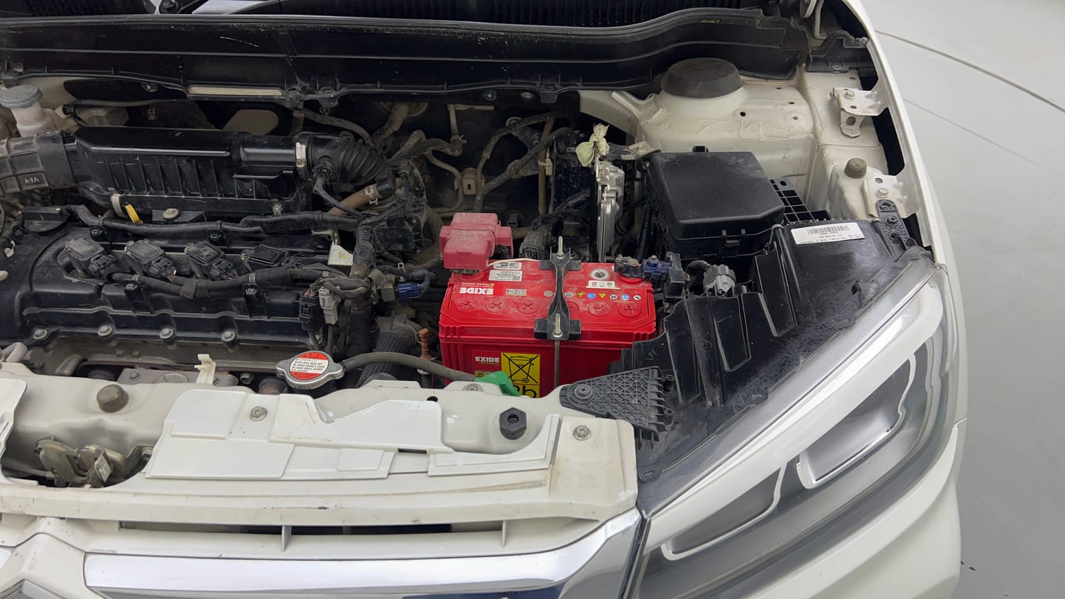 Used 2020 Maruti Suzuki Vitara Brezza ZXi Plus AT SHVS Petrol Automatic engine ENGINE LEFT SIDE VIEW