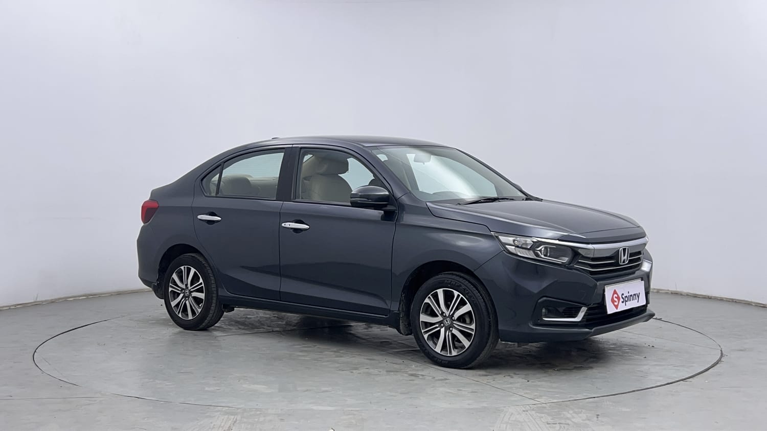 Used 2023 Honda Amaze VX 1.2 Petrol CVT Petrol Automatic exterior RIGHT FRONT CORNER VIEW