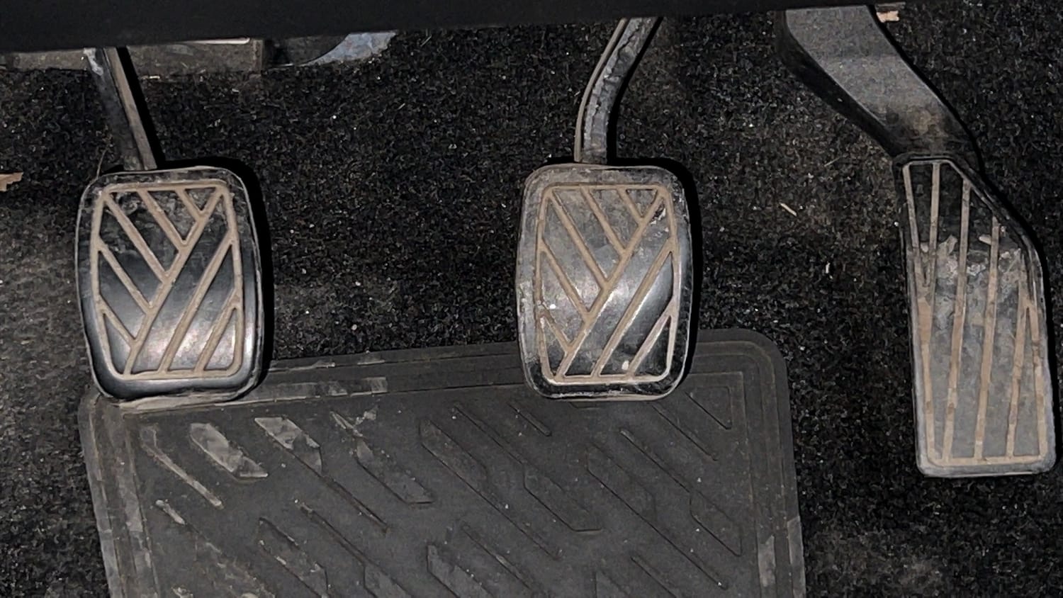 Used 2017 Maruti Suzuki Vitara Brezza [2016-2020] ZDi Diesel Manual interior PEDALS VIEW