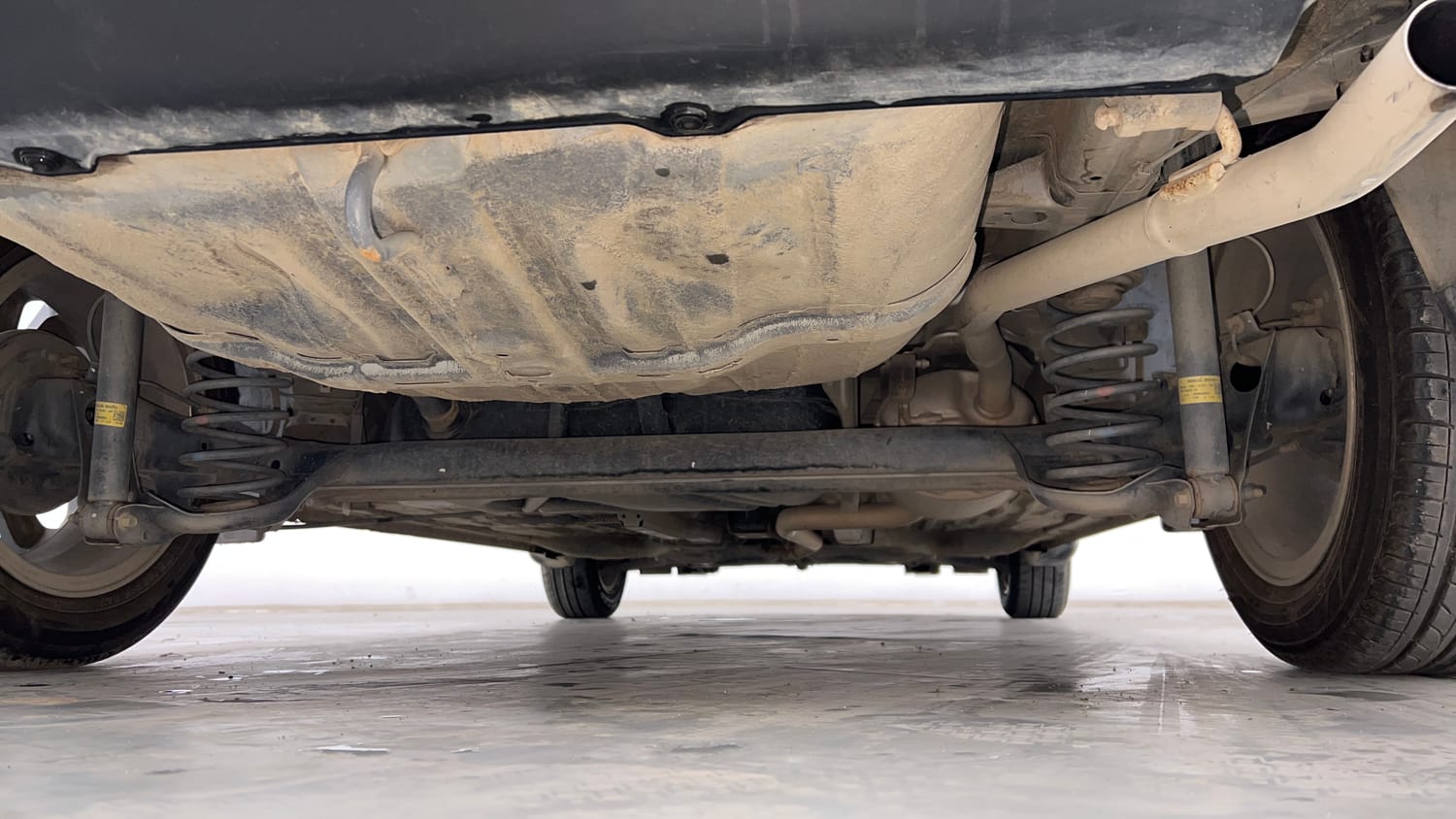 Used 2023 Honda Amaze VX 1.2 Petrol CVT Petrol Automatic extra REAR UNDERBODY VIEW (TAKEN FROM REAR)