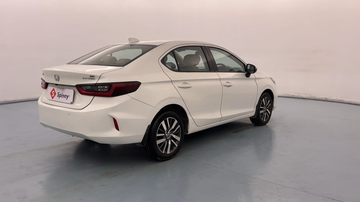 Used 2021 Honda City VX CVT Petrol Petrol Automatic exterior RIGHT REAR CORNER VIEW