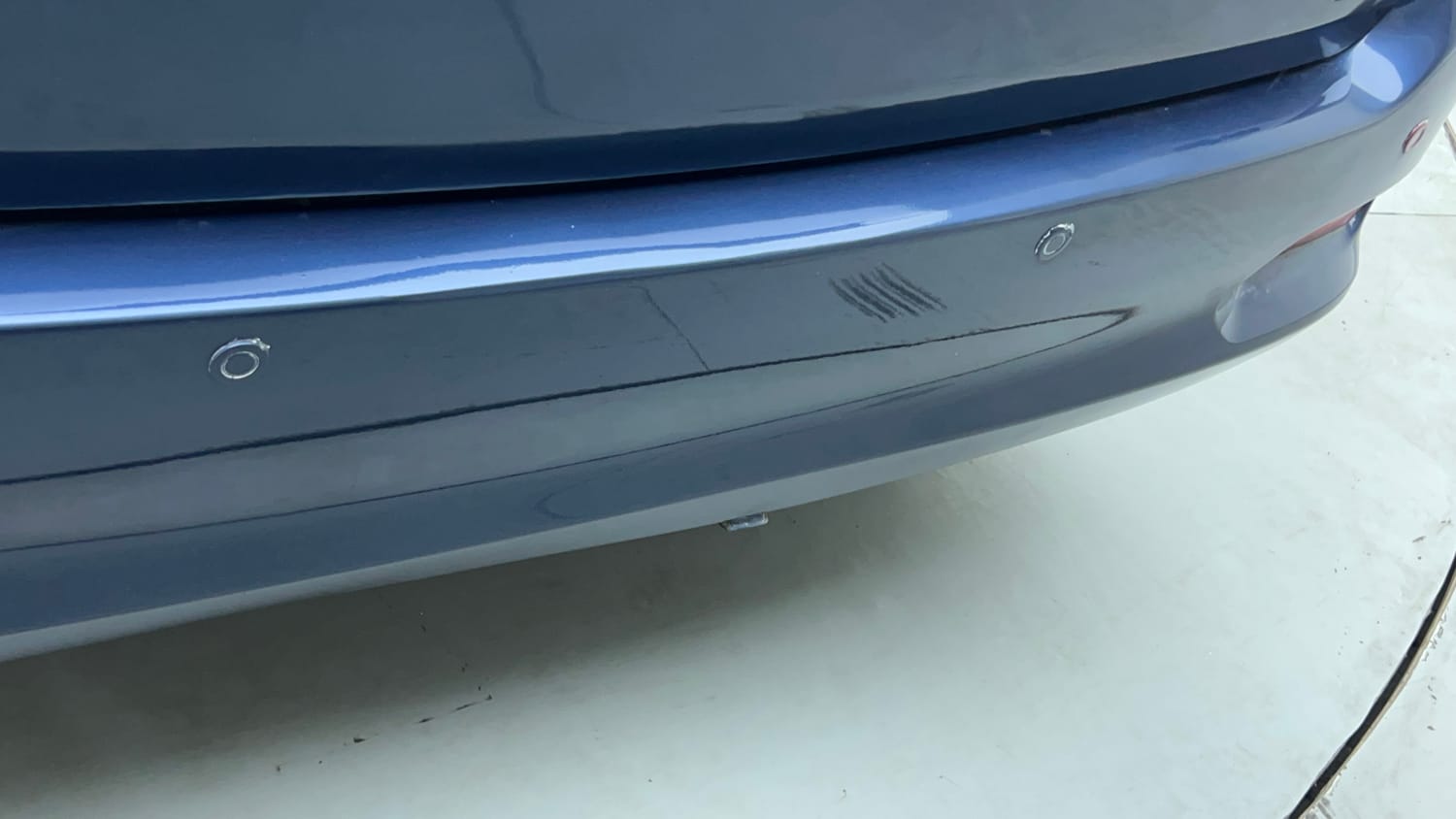 Used 2016 Maruti Suzuki Ertiga VXI Petrol Manual top_features Parking sensors