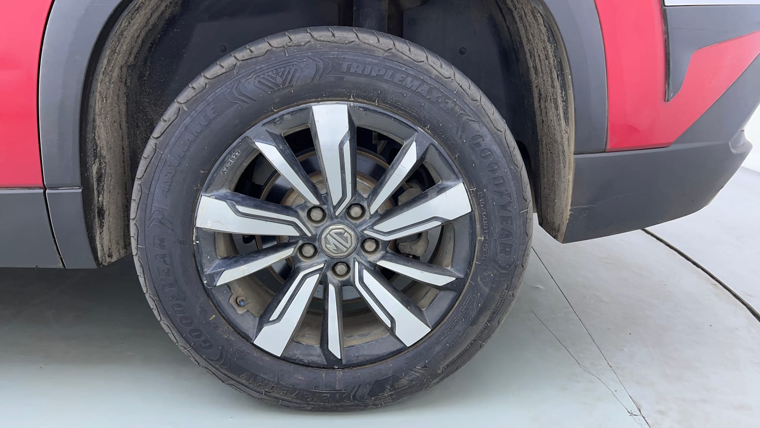 Used 2019 MG Motors Hector Sharp 2.0 Diesel Diesel Manual tyres LEFT REAR TYRE RIM VIEW