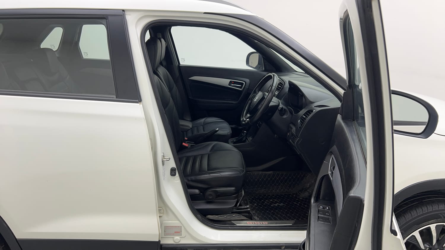 Used 2020 Maruti Suzuki Vitara Brezza ZXi Plus AT SHVS Petrol Automatic interior RIGHT SIDE FRONT DOOR CABIN VIEW