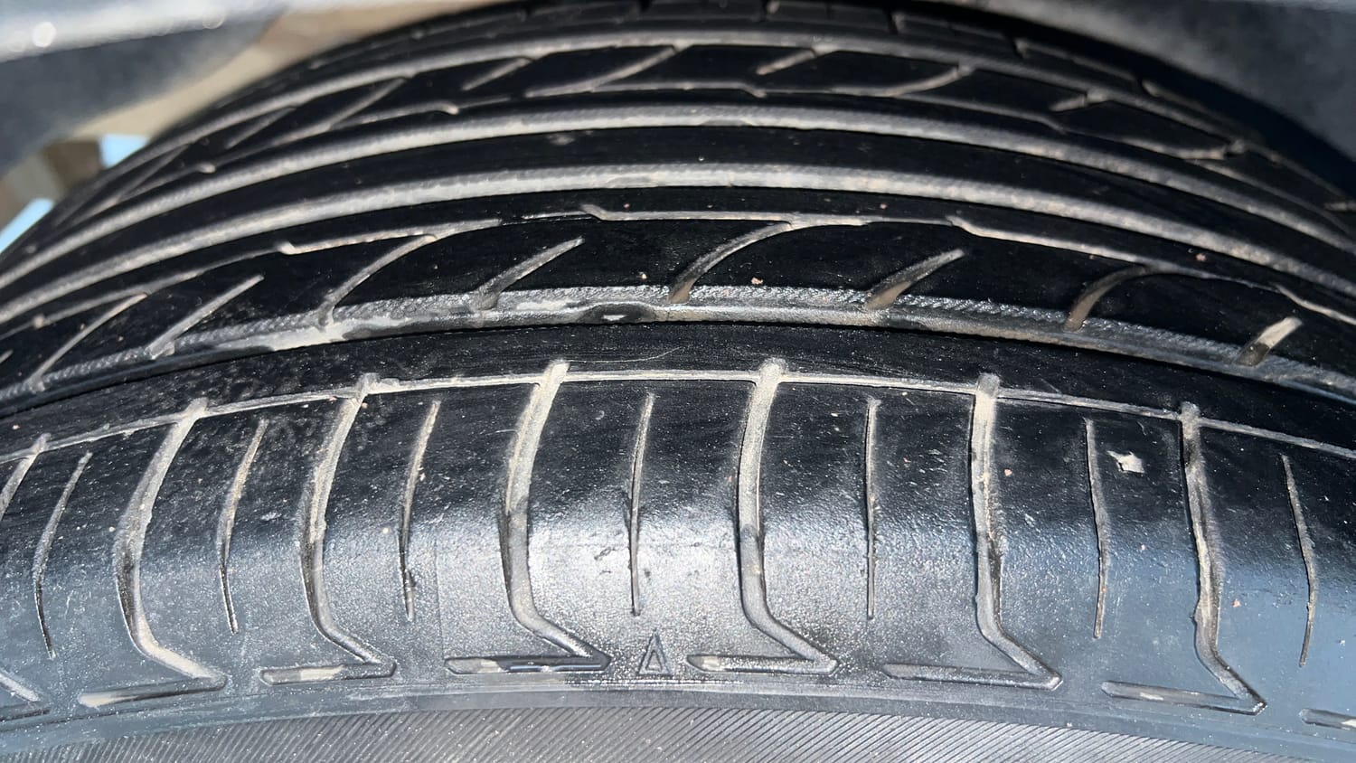 Used 2018 Hyundai Creta SX 1.6 CRDi Diesel Manual tyres RIGHT REAR TYRE TREAD VIEW